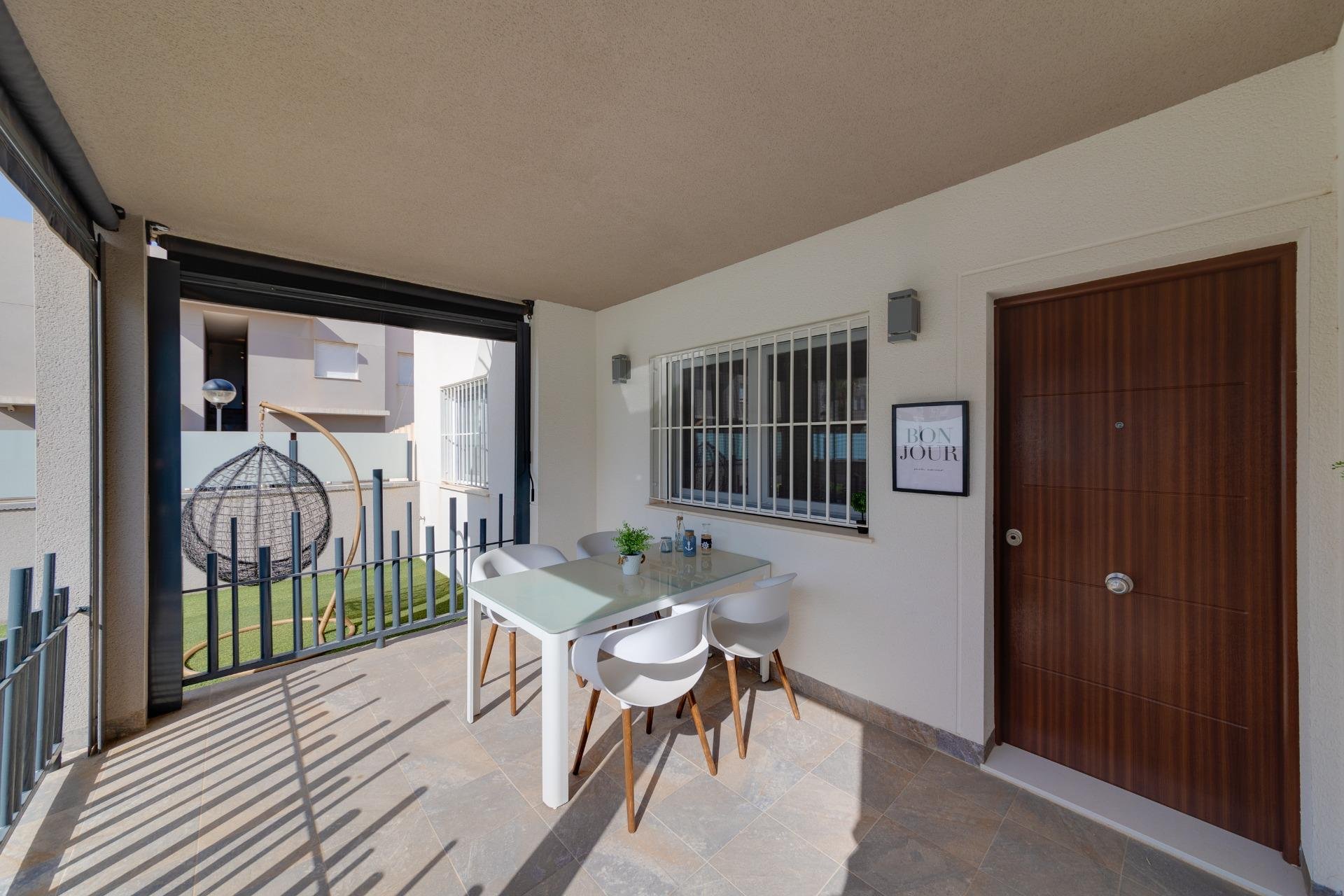 Resale - Bungalow - Torrevieja - Aguas Nuevas