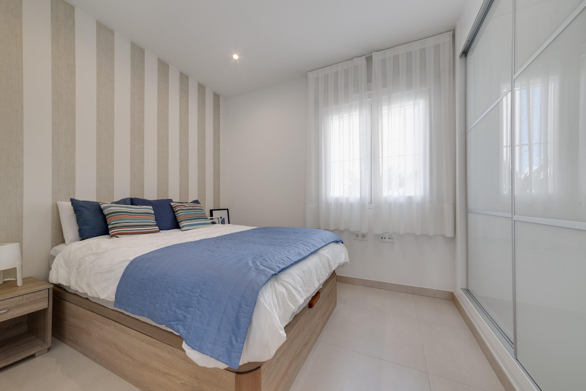 Resale - Bungalow - Torrevieja - Aguas Nuevas