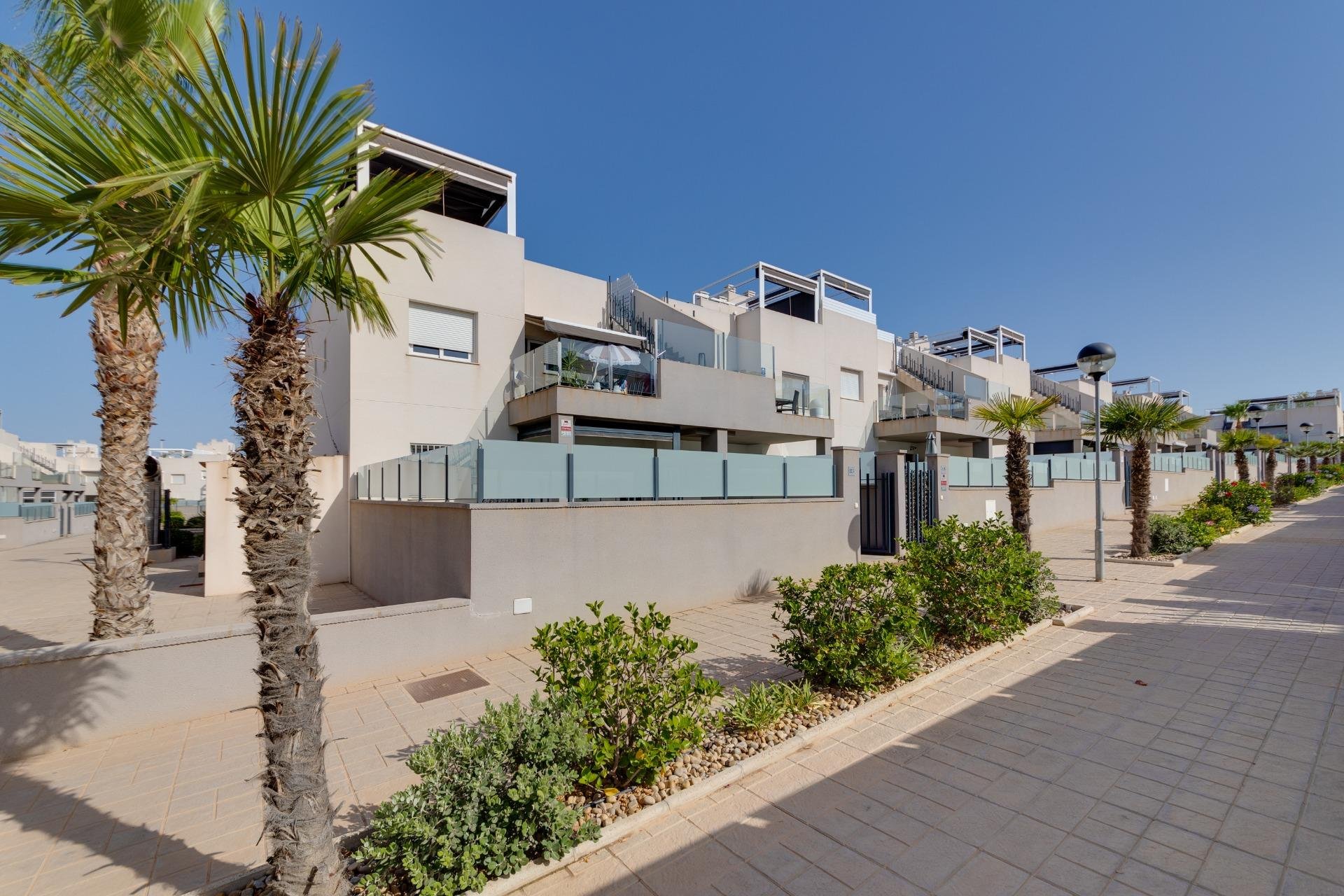 Resale - Bungalow - Torrevieja - Aguas Nuevas