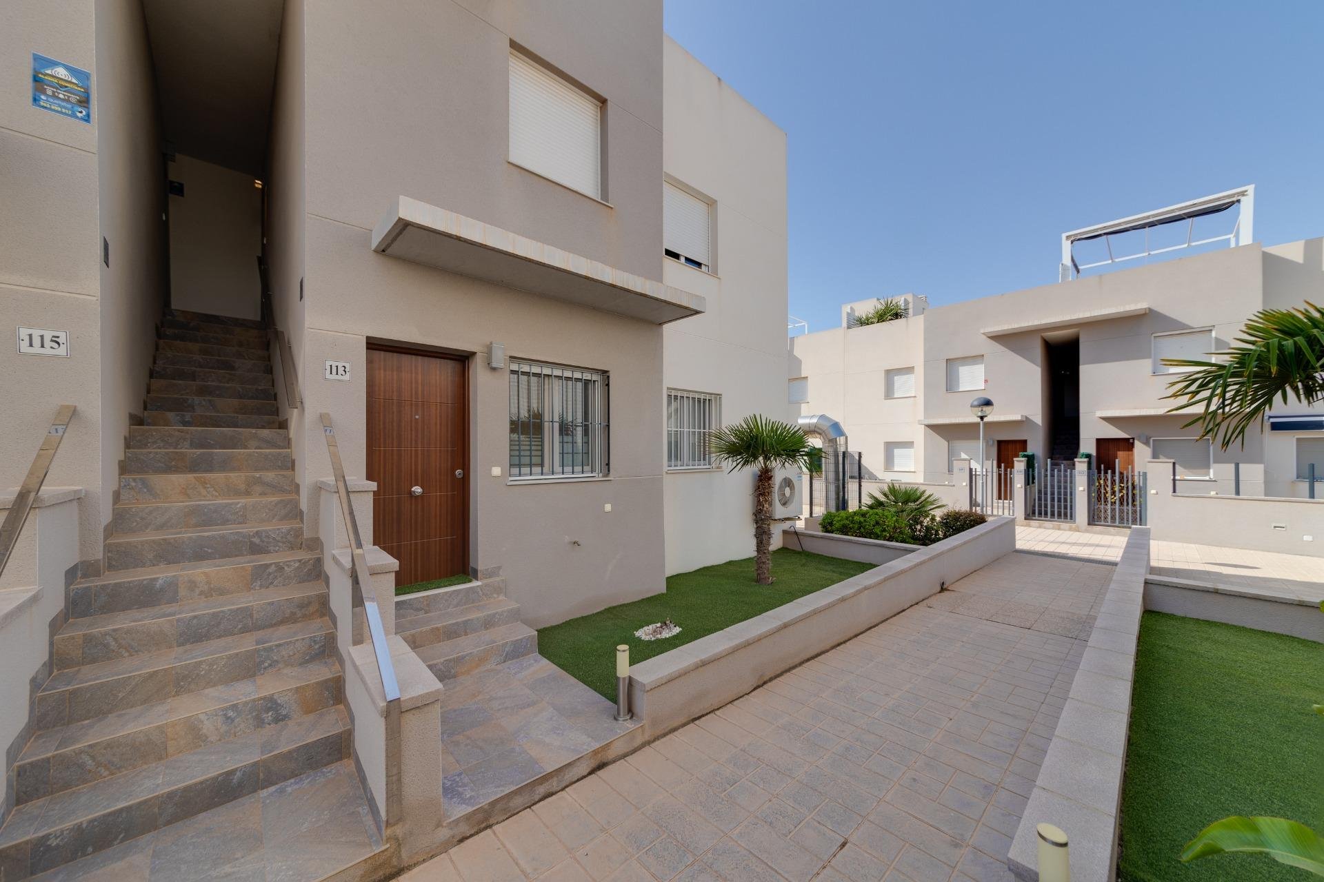 Resale - Bungalow - Torrevieja - Aguas Nuevas