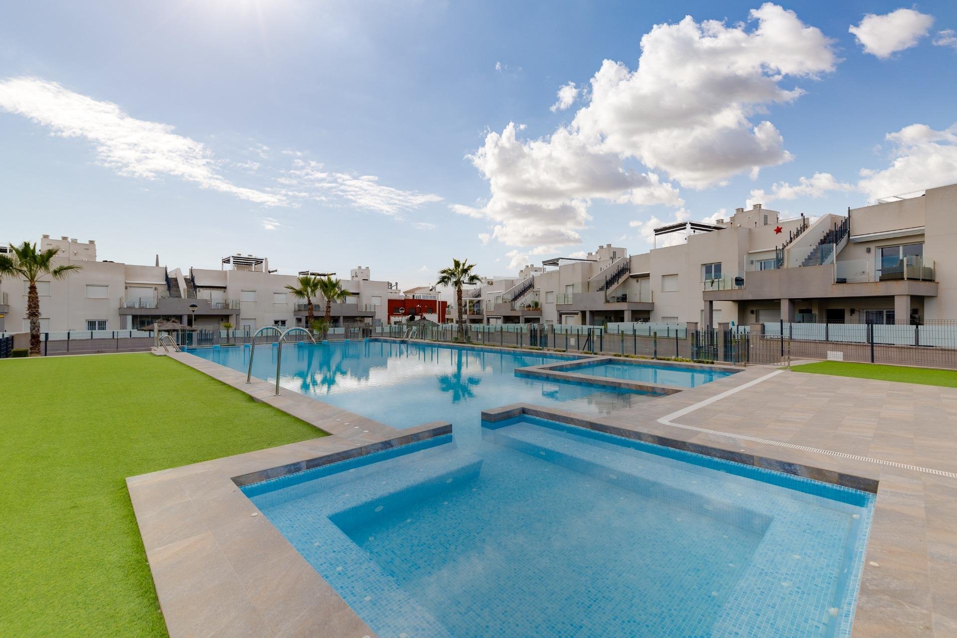 Resale - Bungalow - Torrevieja - Aguas Nuevas