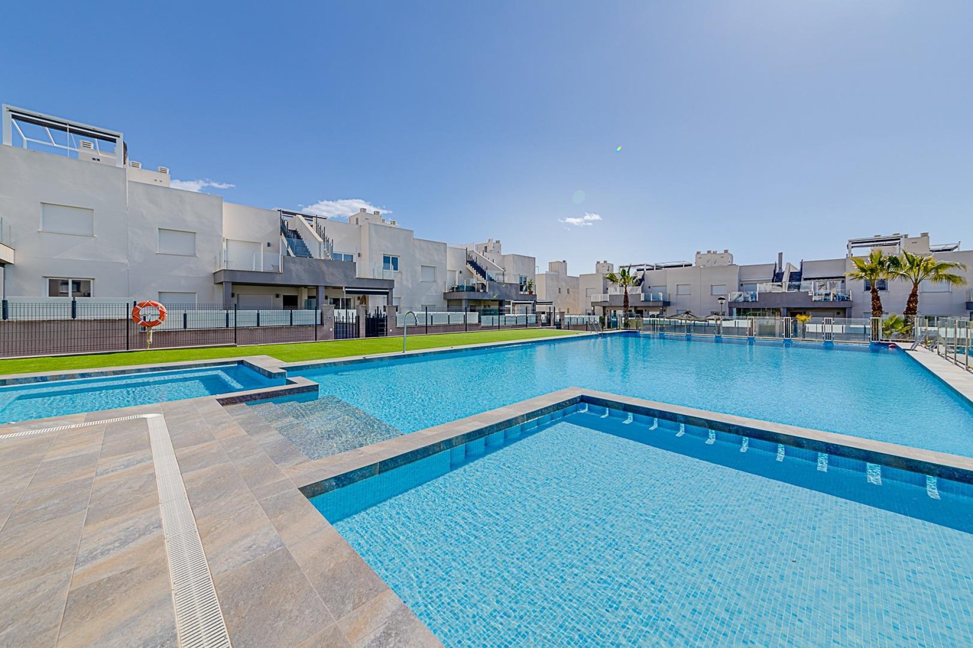 Resale - Bungalow - Torrevieja - Aguas Nuevas