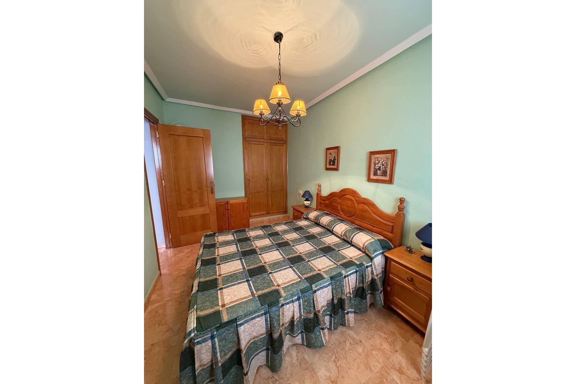 Resale - Bungalow - Torrevieja - Centro