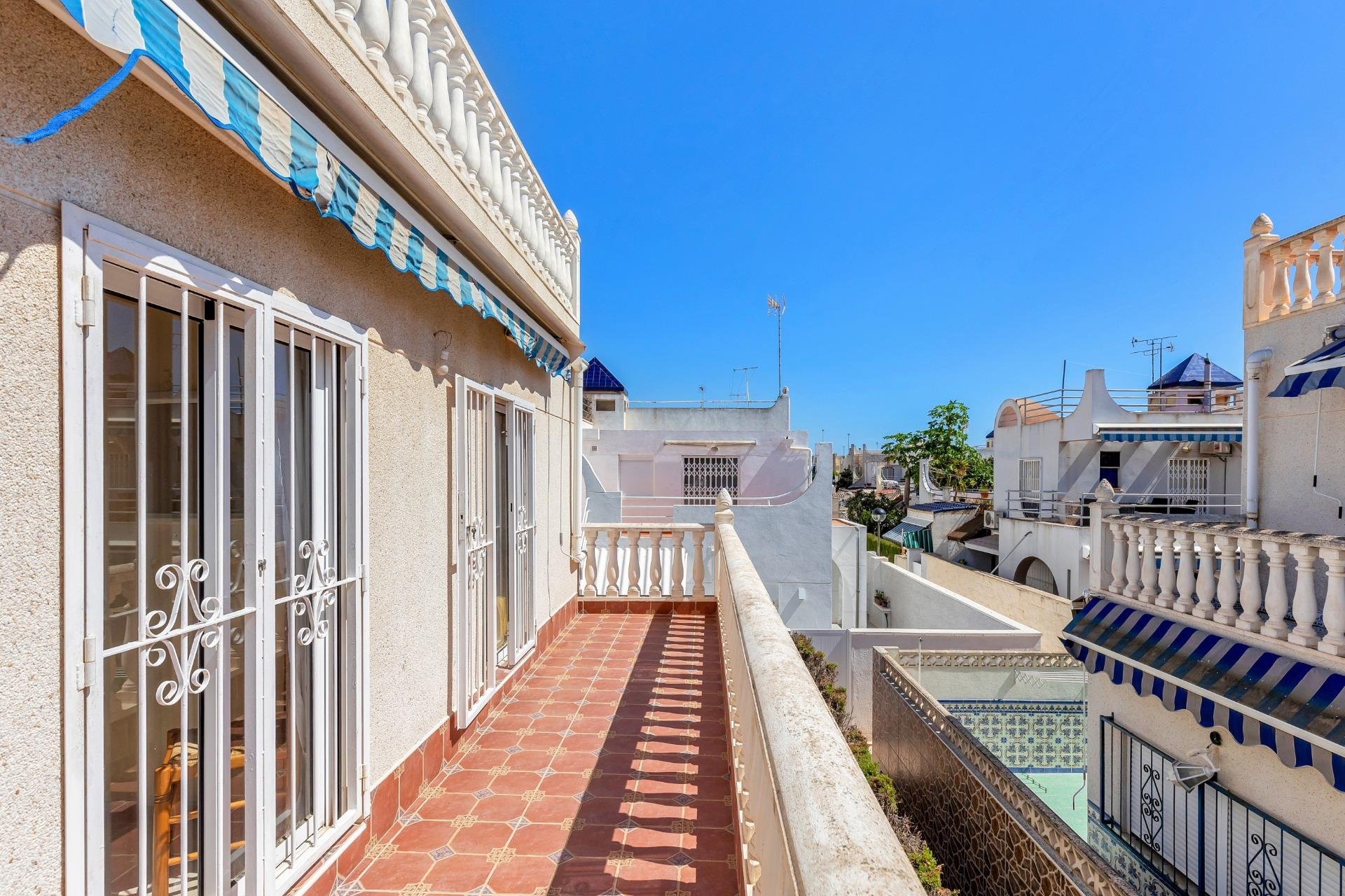 Resale - Bungalow - Torrevieja - Doña ines