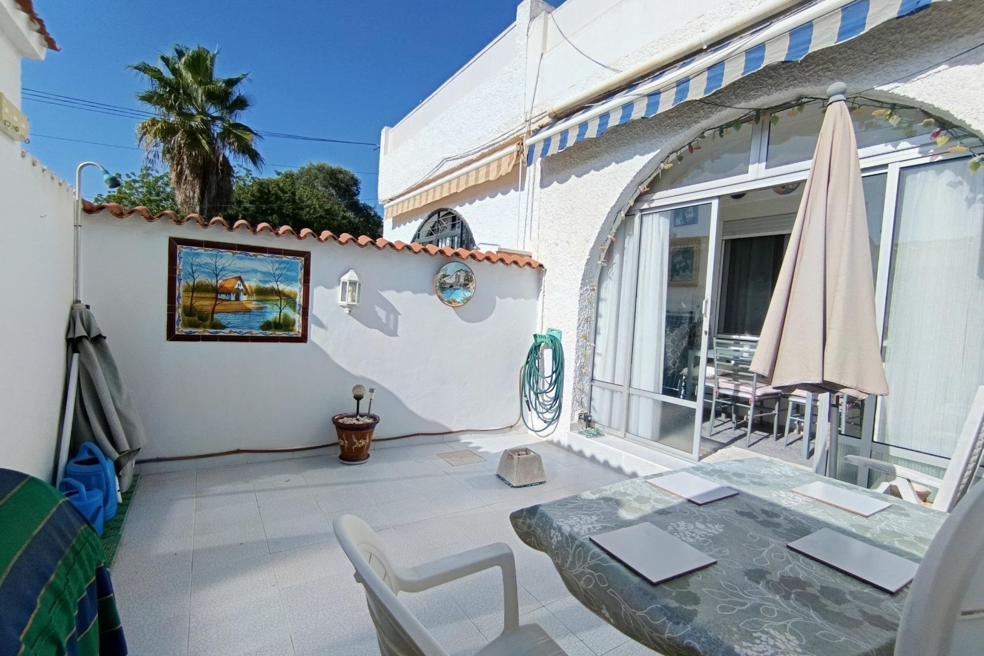 Resale - Bungalow - Torrevieja - La Siesta - El Salado - Torreta