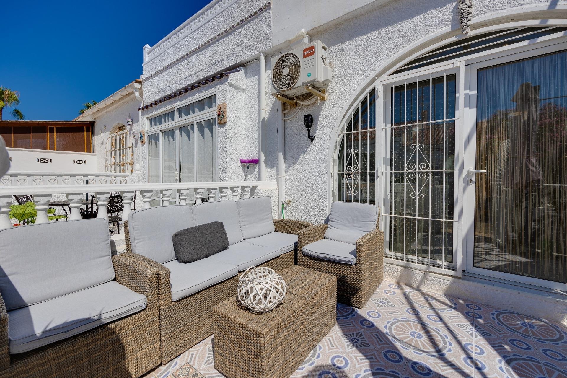 Resale - Bungalow - Torrevieja - San luis