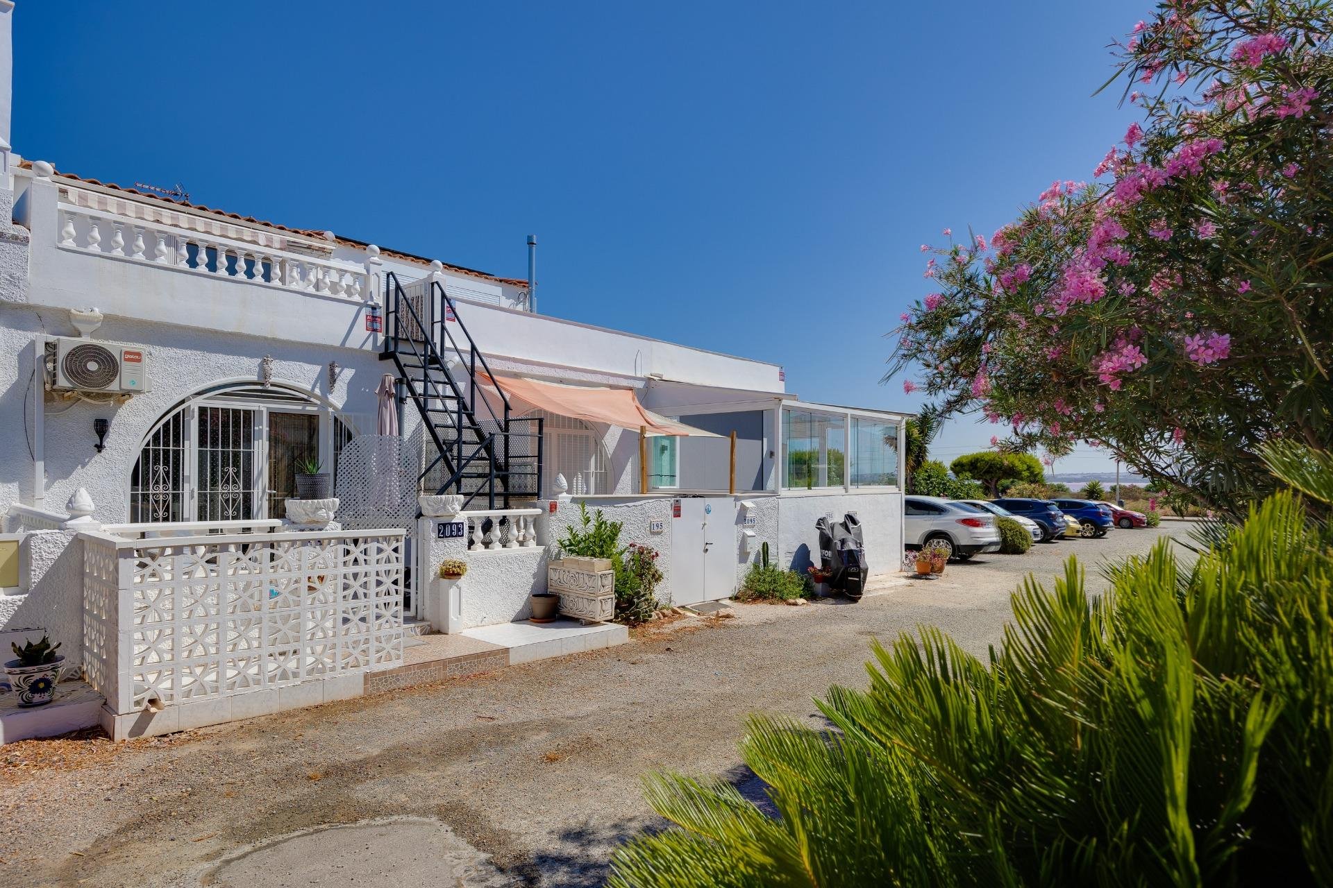 Resale - Bungalow - Torrevieja - San luis