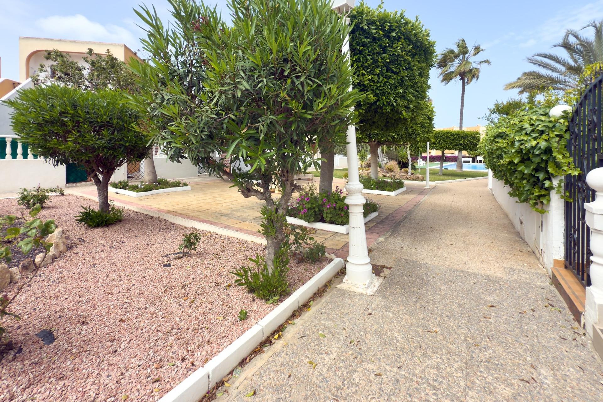 Resale - Bungalow - Torrevieja - Torreblanca