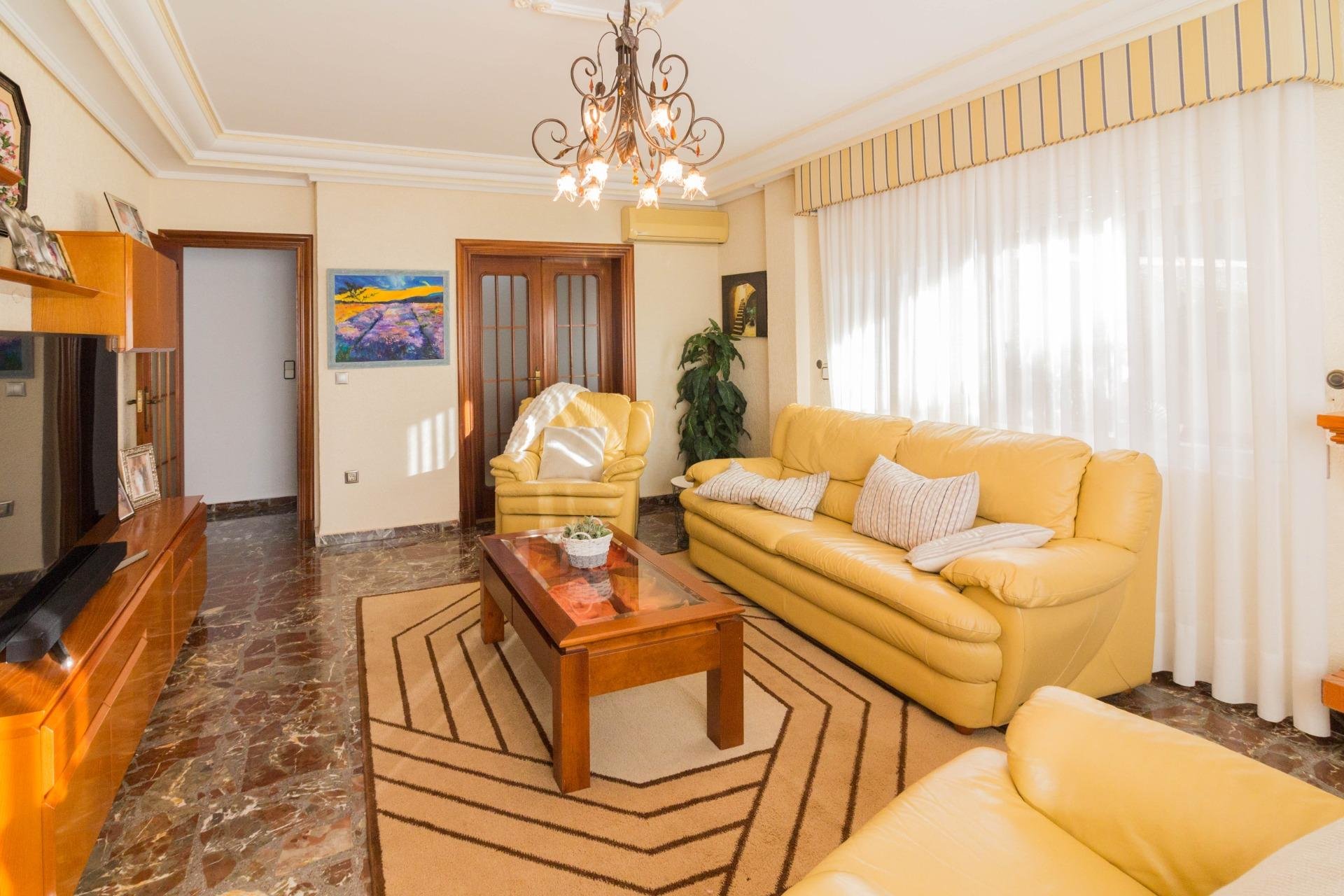 Resale - Casa - Cox - Avda. del carmen