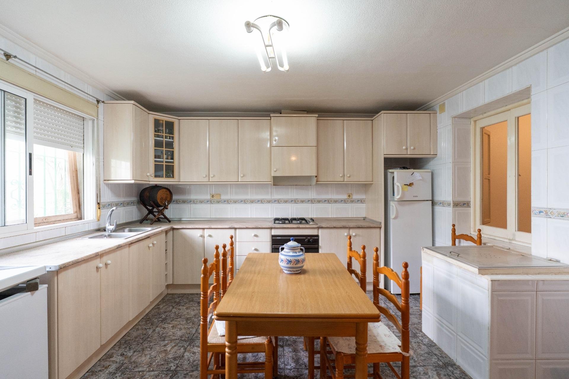 Resale - Casa - Orihuela - Arneva