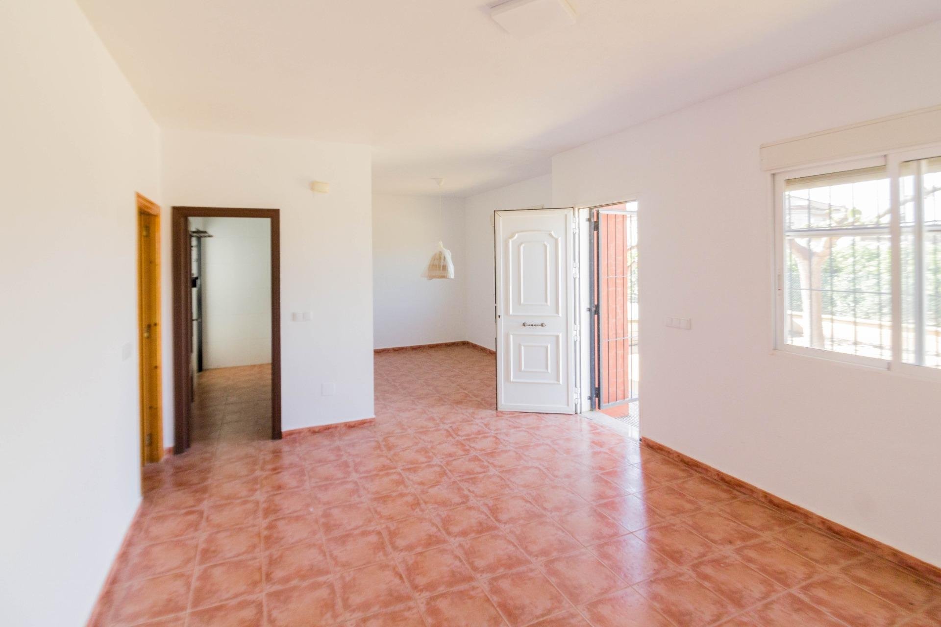 Resale - Casa - Orihuela - Desamparados-Hurchillo-Torremendo