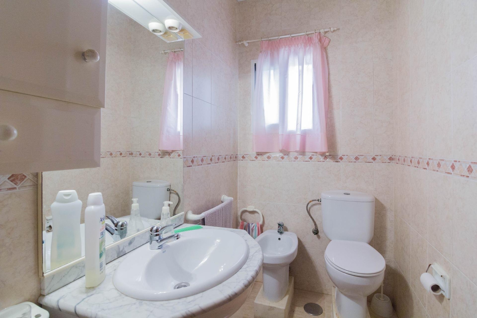 Resale - Casa - Orihuela - La Matanza