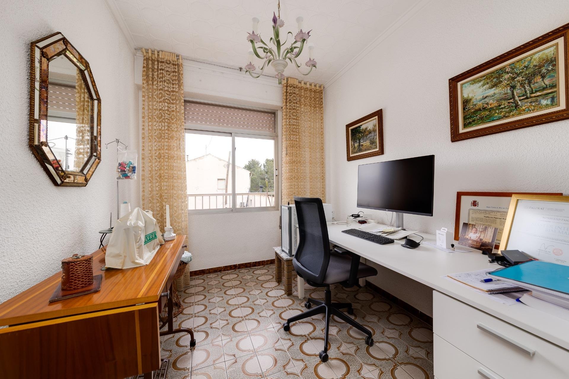 Resale - Casa - Orihuela - Zona Centro