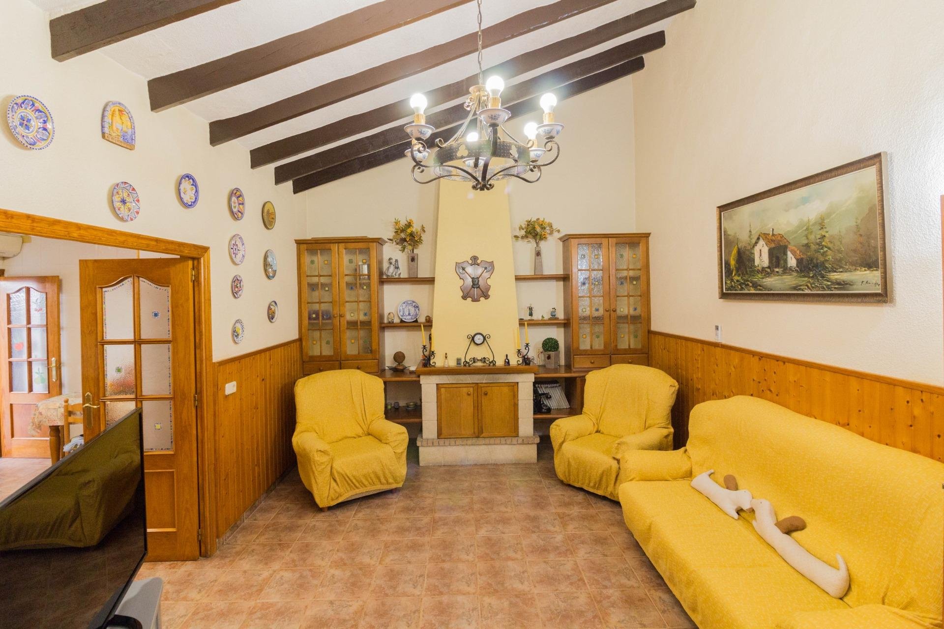 Resale - Casa - Redován - BARRIO LOS BENITOS