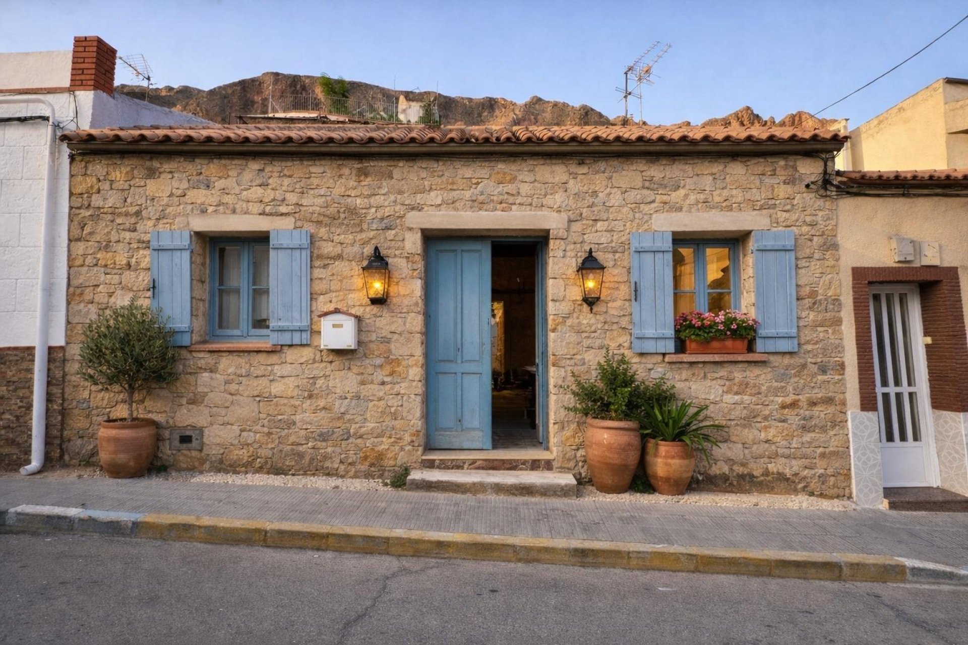 Resale - Casa - Redován