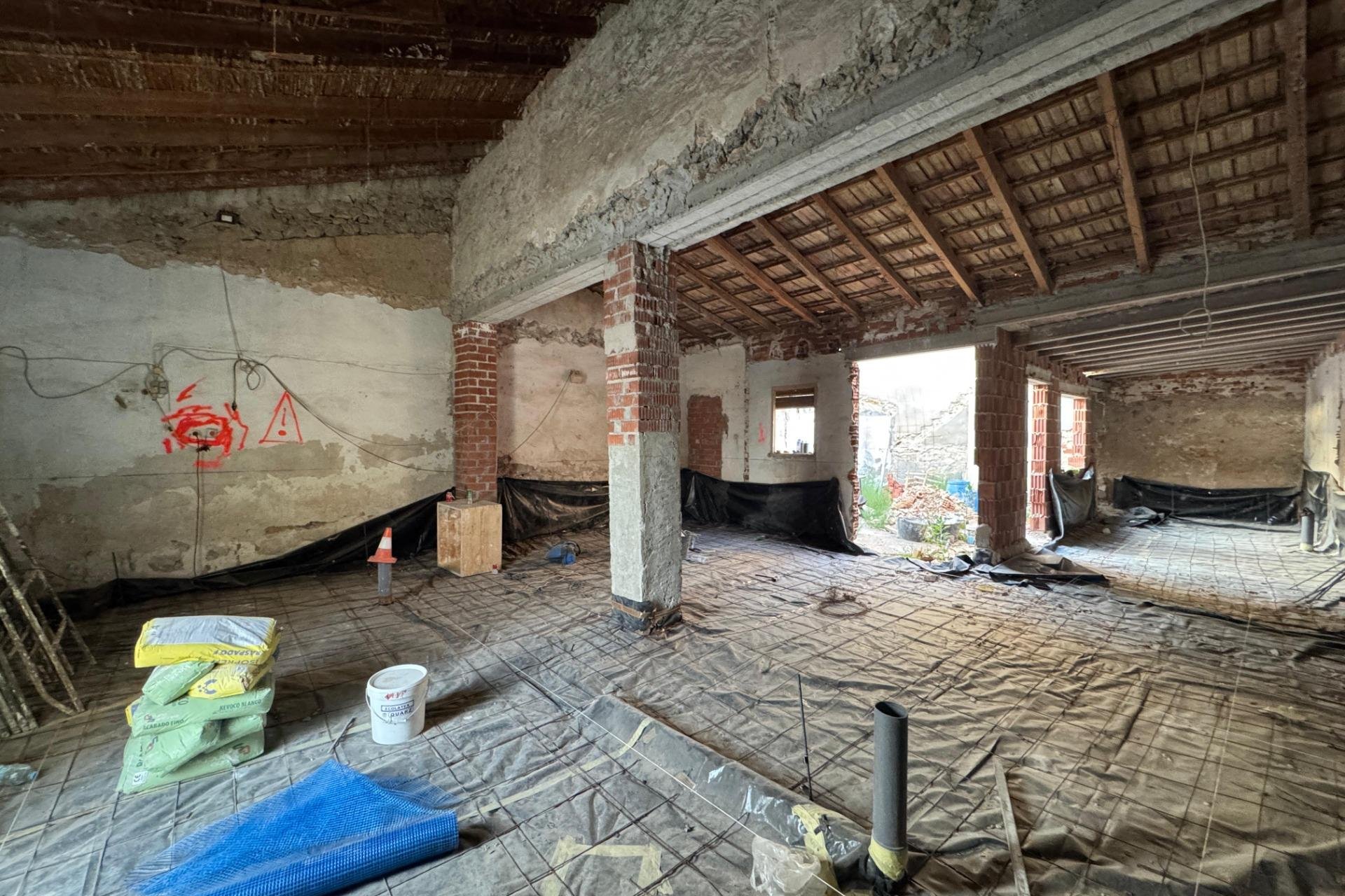 Resale - Casa - Redován