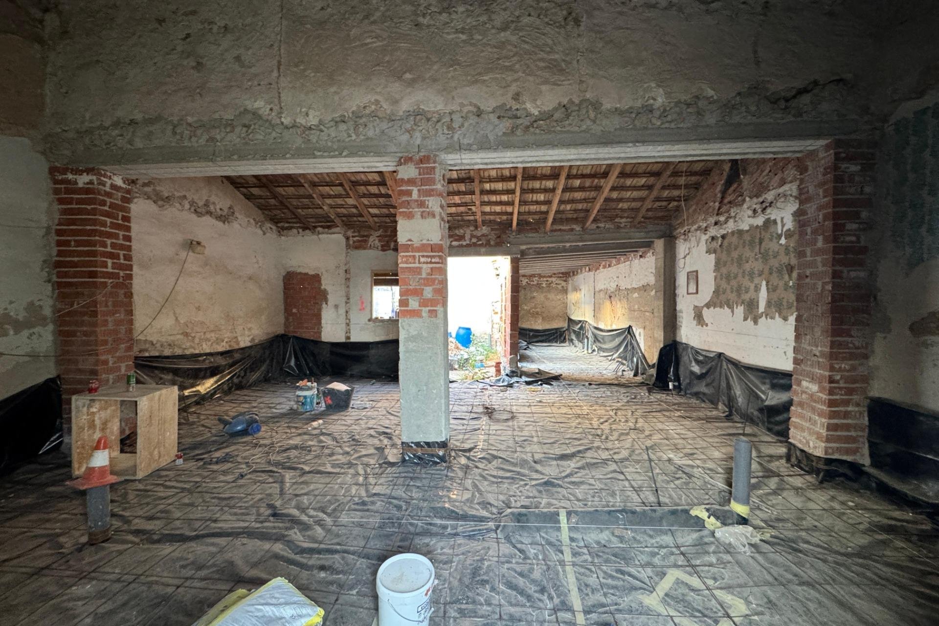 Resale - Casa - Redován