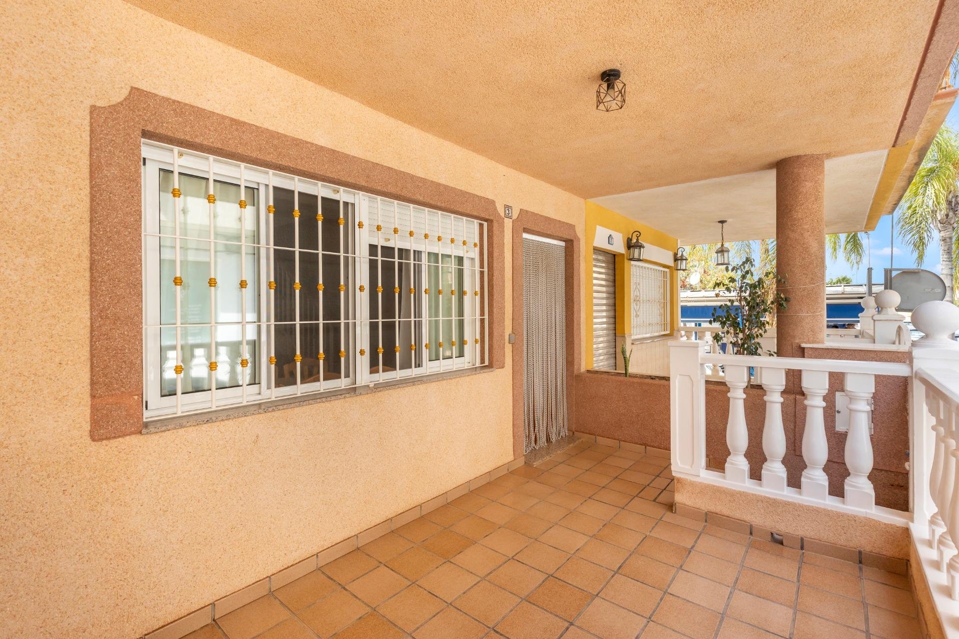 Resale - Casa Tipo Dúplex - Los Alcázares - Centro