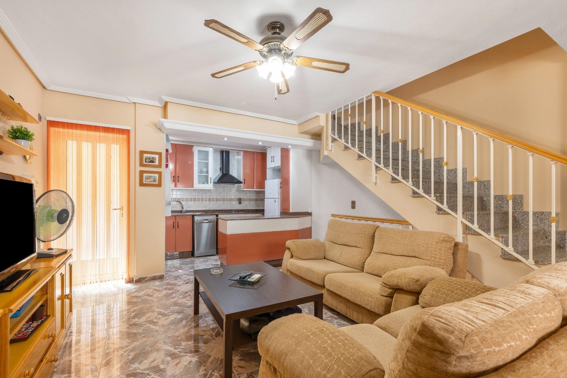 Resale - Casa Tipo Dúplex - Los Alcázares - Centro