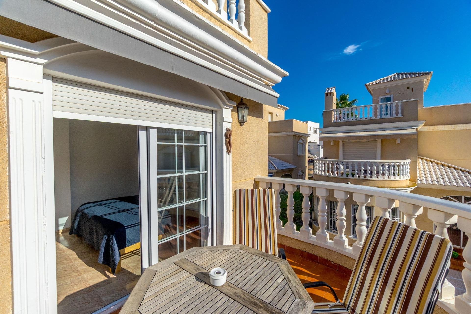 Resale - Casa Tipo Dúplex - Orihuela Costa - Los Altos