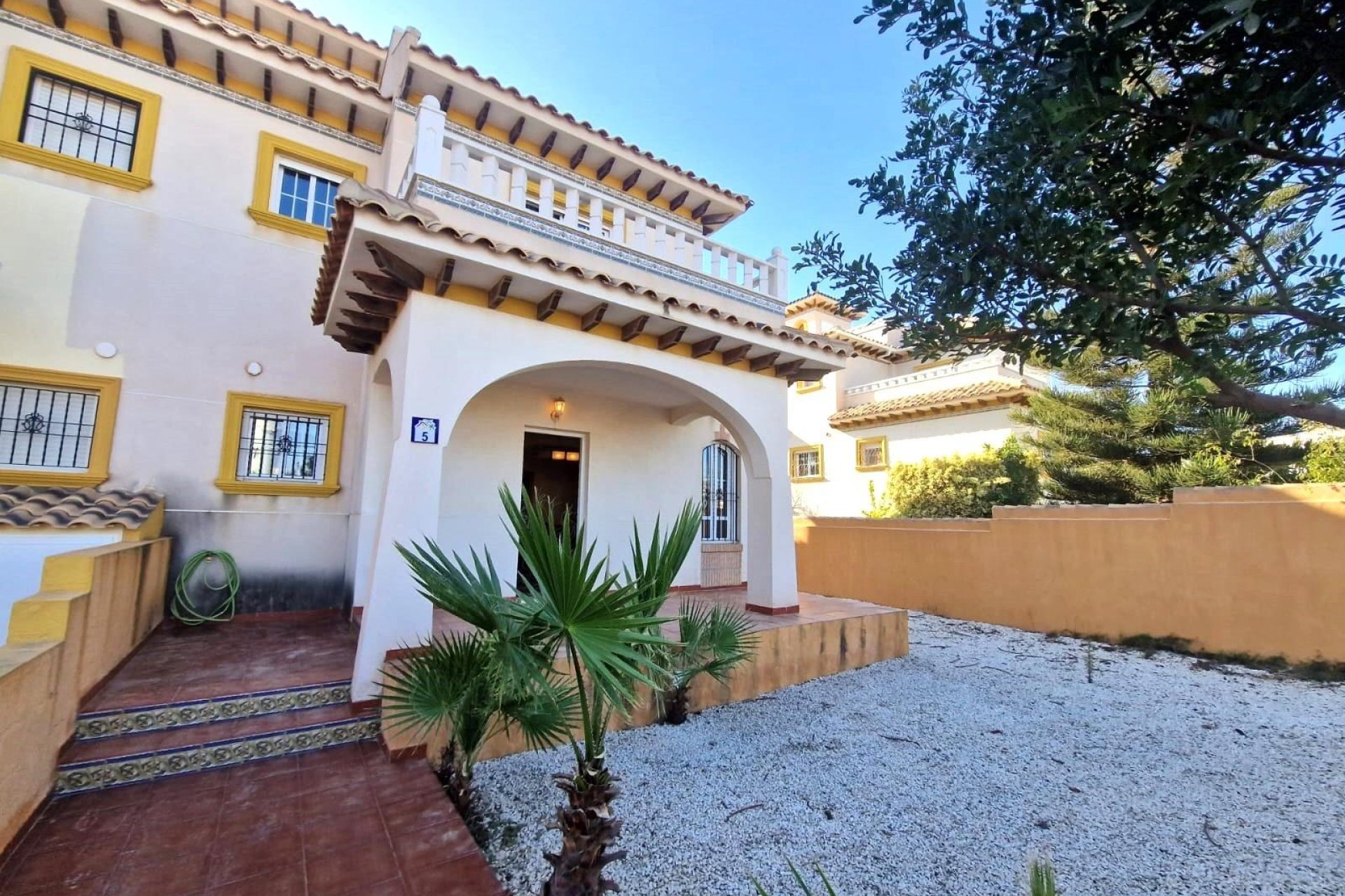 Resale - Casa Tipo Dúplex - Orihuela Costa - Montezenia