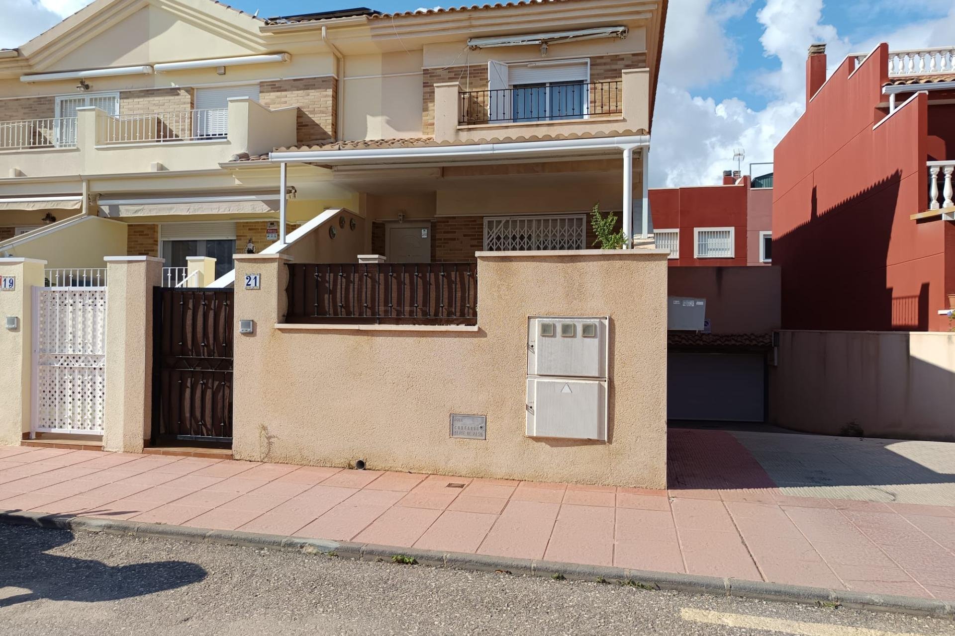 Resale - Casa Tipo Dúplex - Santiago de la ribera - zona san blas