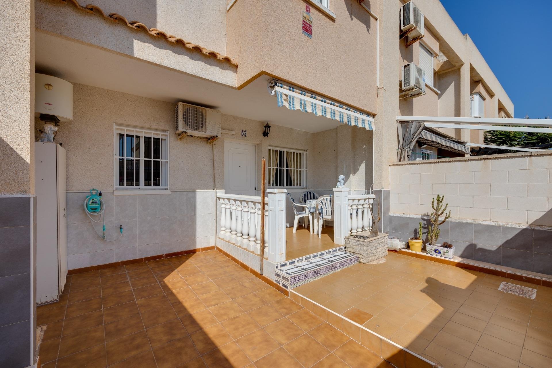 Resale - Casa Tipo Dúplex - Torrevieja - Aguas nuevas 2