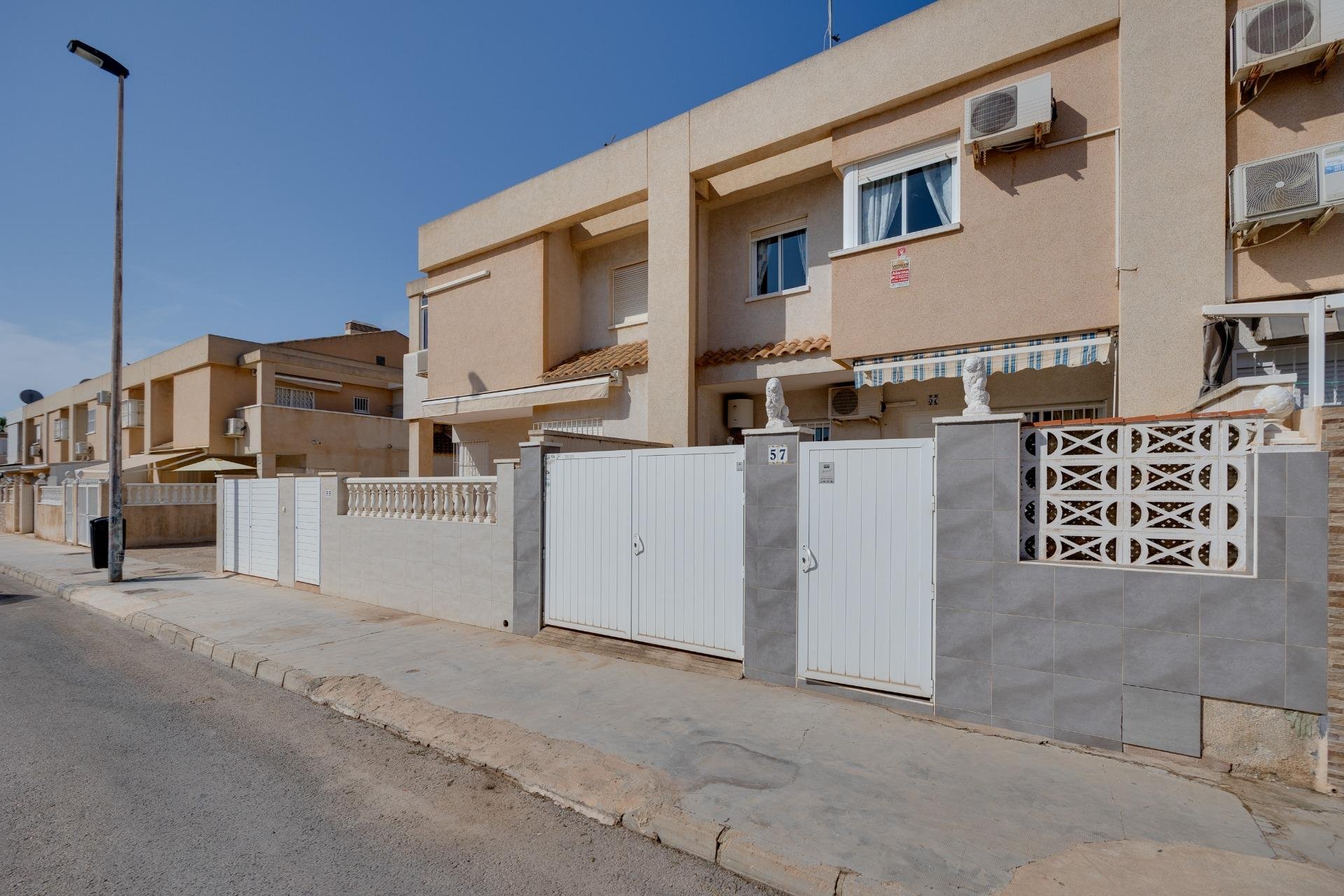 Resale - Casa Tipo Dúplex - Torrevieja - Aguas nuevas 2