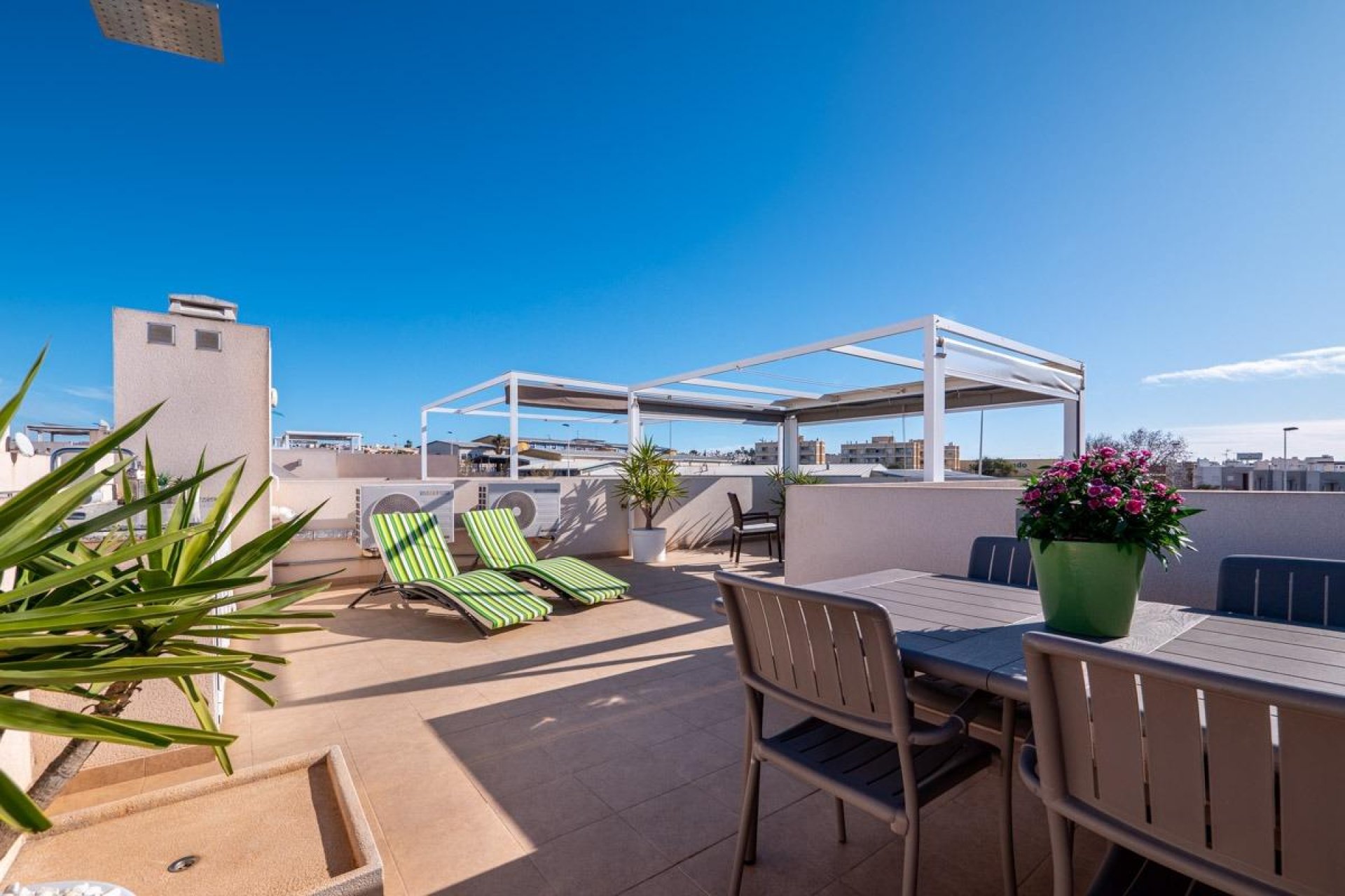 Resale - Casa Tipo Dúplex - Torrevieja - Aguas Nuevas