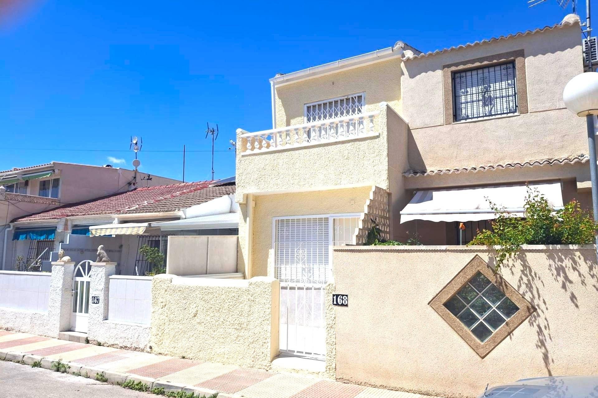 Resale - Casa Tipo Dúplex - Torrevieja - El limonar