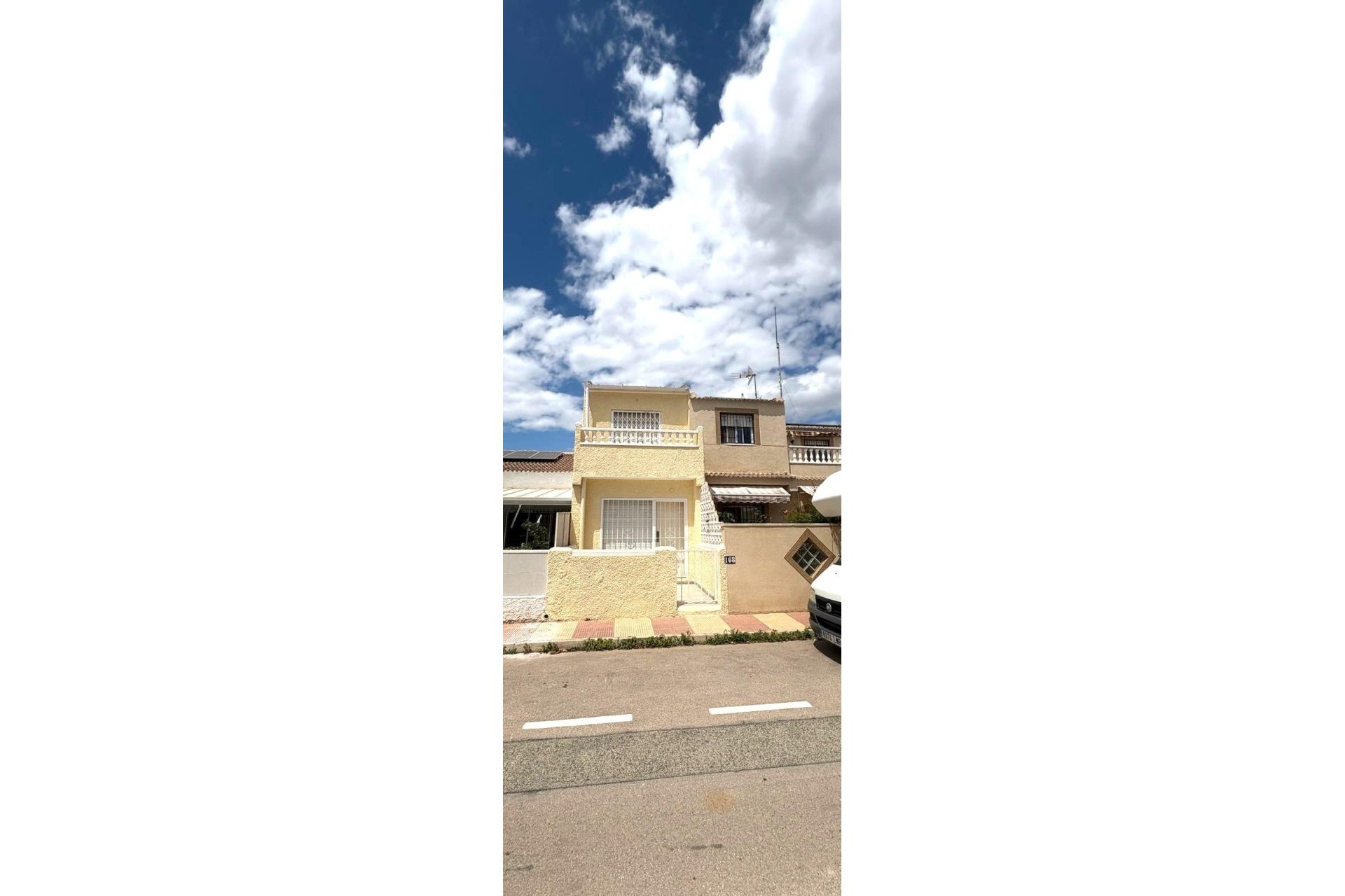 Resale - Casa Tipo Dúplex - Torrevieja - El limonar