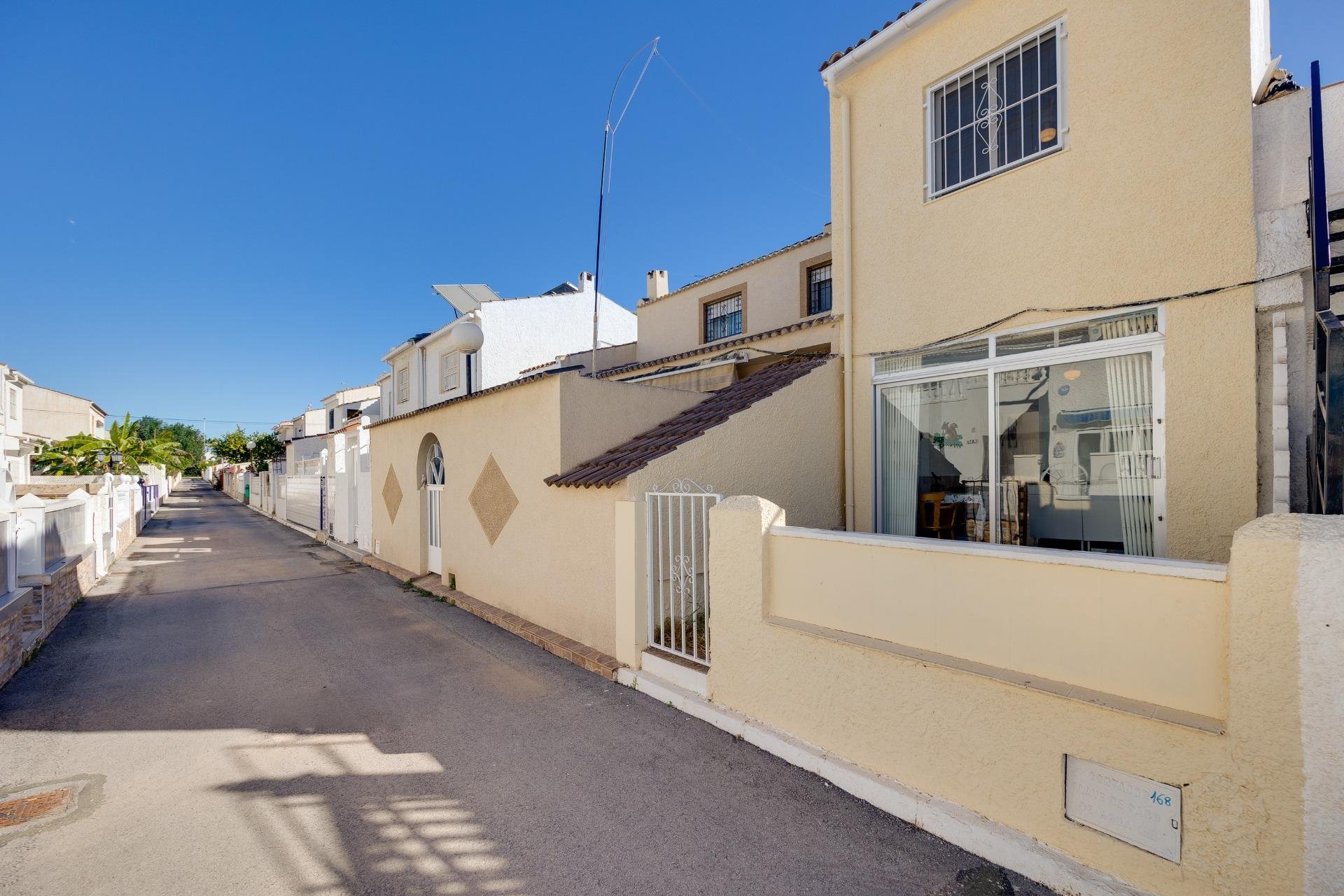 Resale - Casa Tipo Dúplex - Torrevieja - El limonar