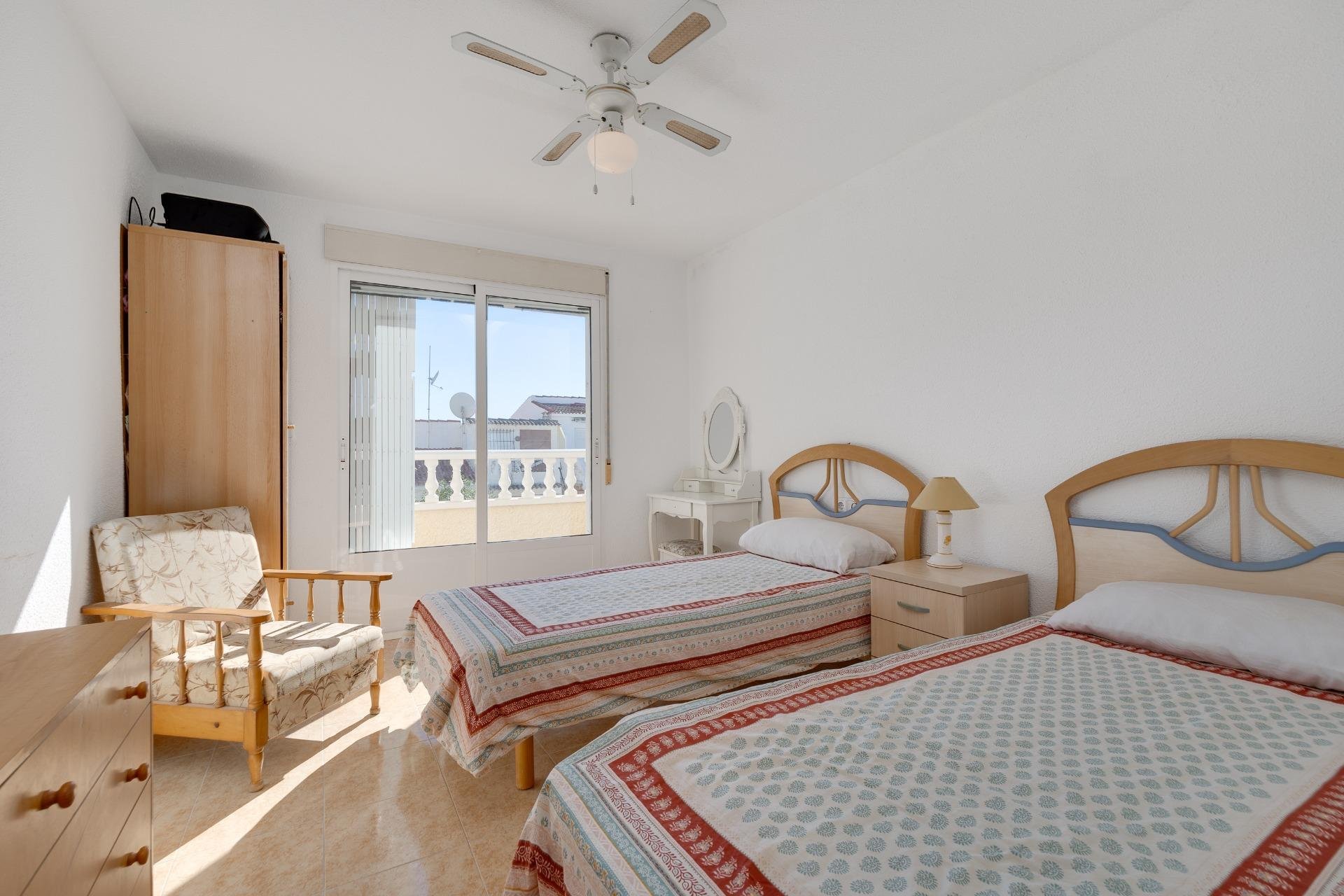 Resale - Casa Tipo Dúplex - Torrevieja - El limonar