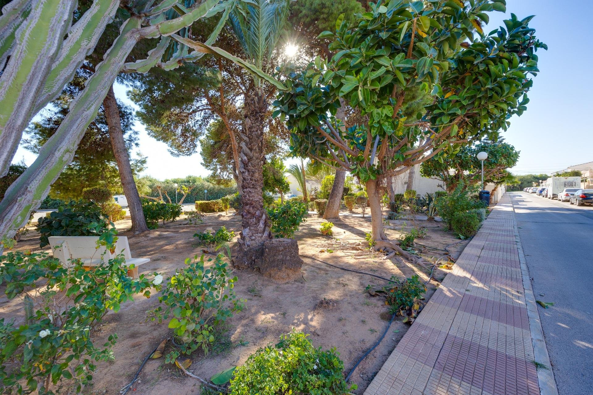 Resale - Casa Tipo Dúplex - Torrevieja - El limonar