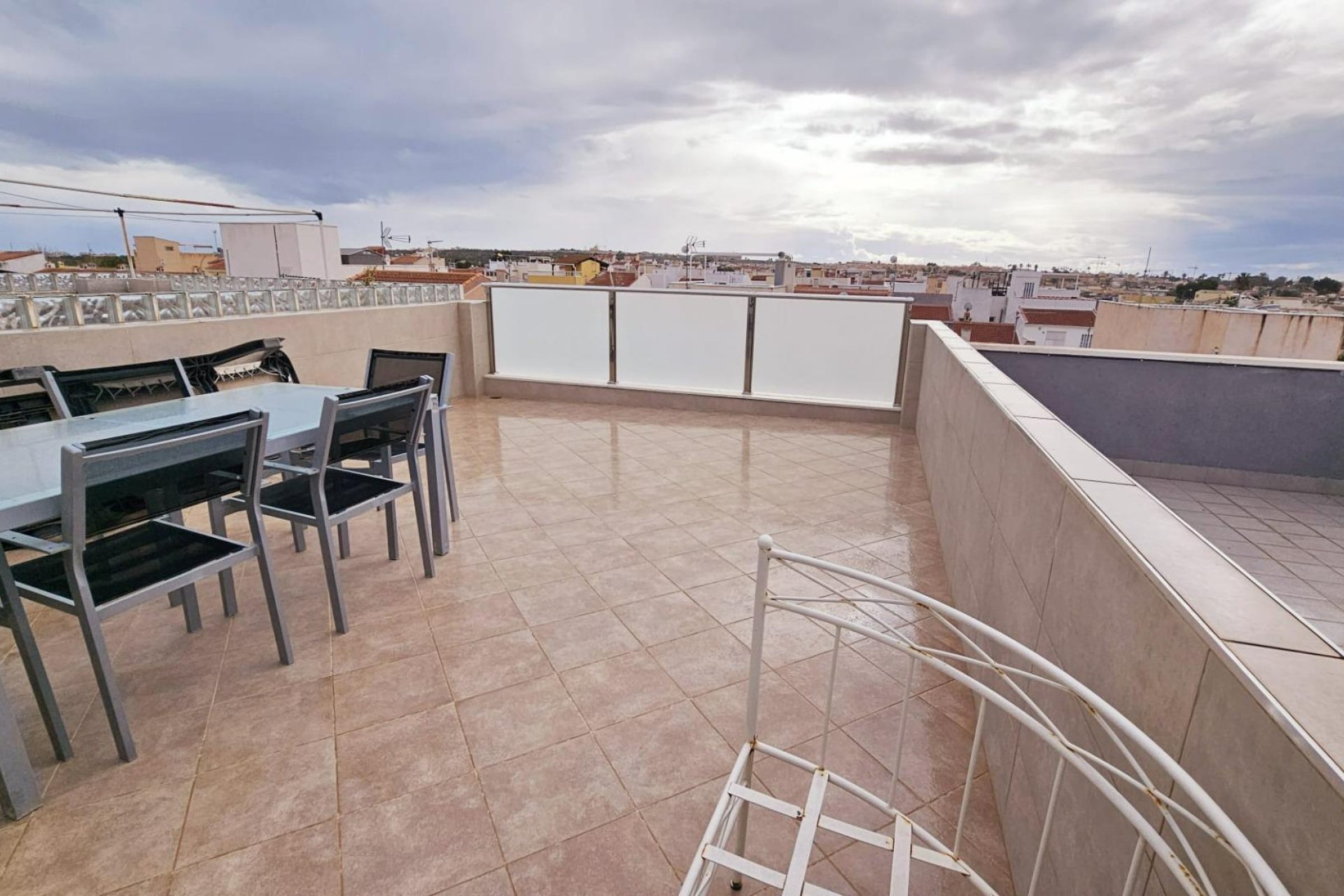 Resale - Casa Tipo Dúplex - Torrevieja - La siesta