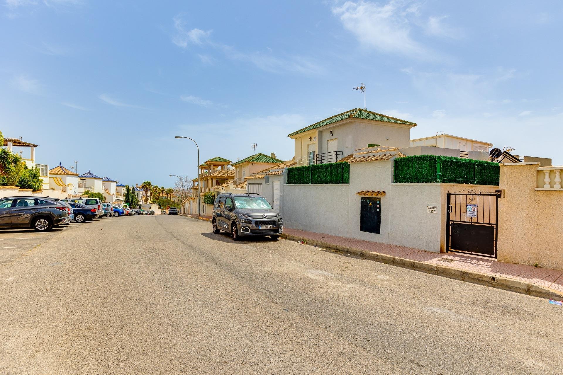 Resale - Casa Tipo Dúplex - Torrevieja - Los altos
