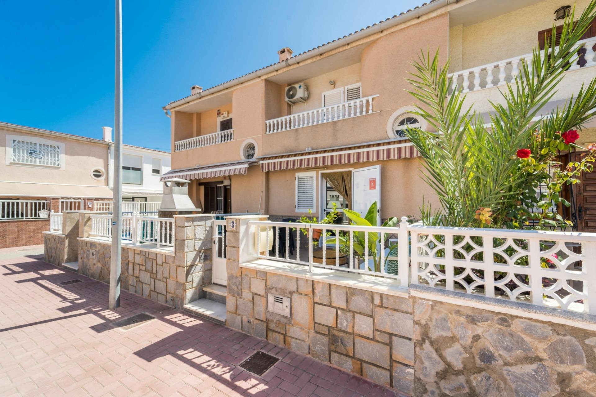 Resale - Casa Tipo Dúplex - Torrevieja - Playa de los Naufragos