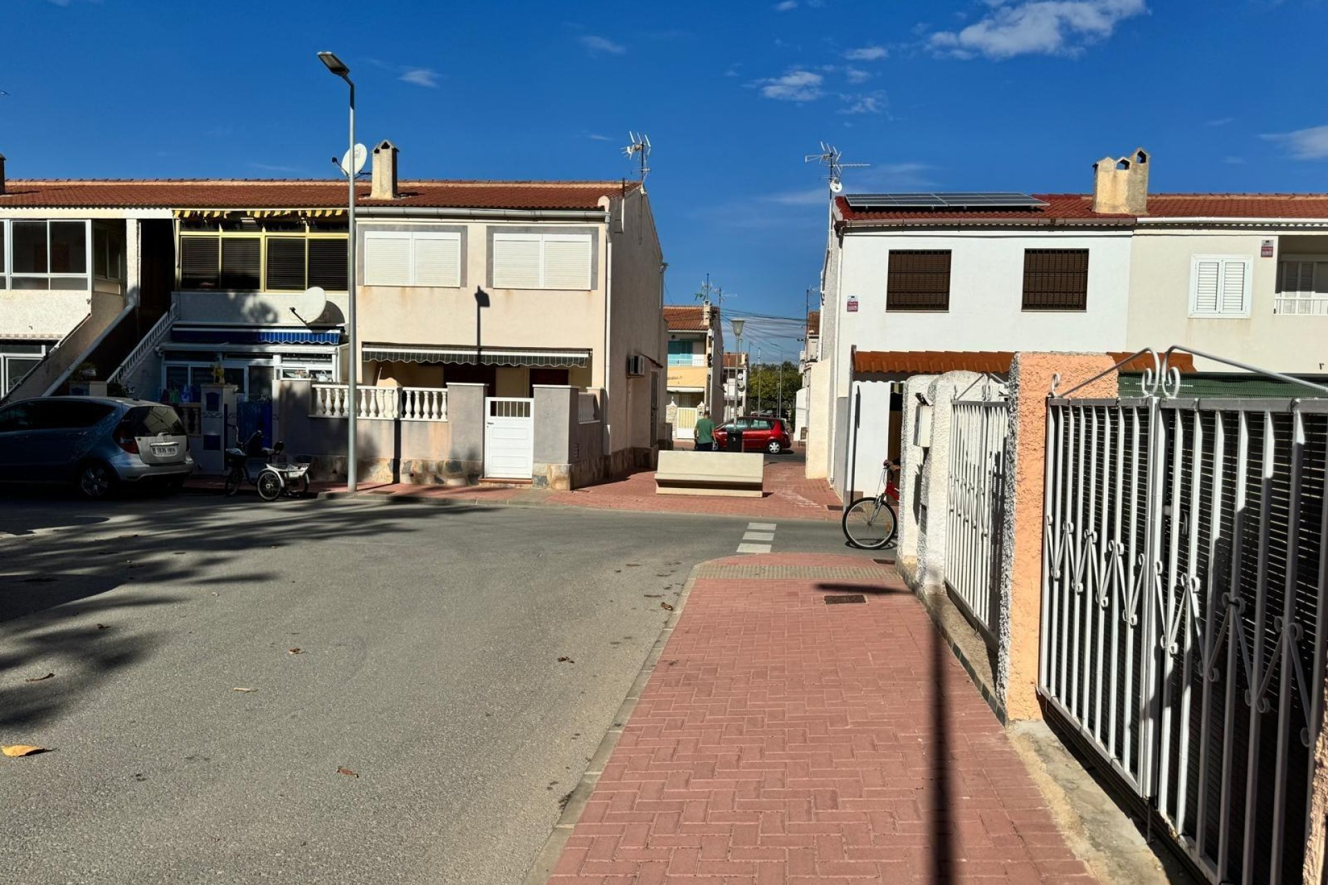 Resale - Casa Tipo Dúplex - Torrevieja - Playa de los Naufragos