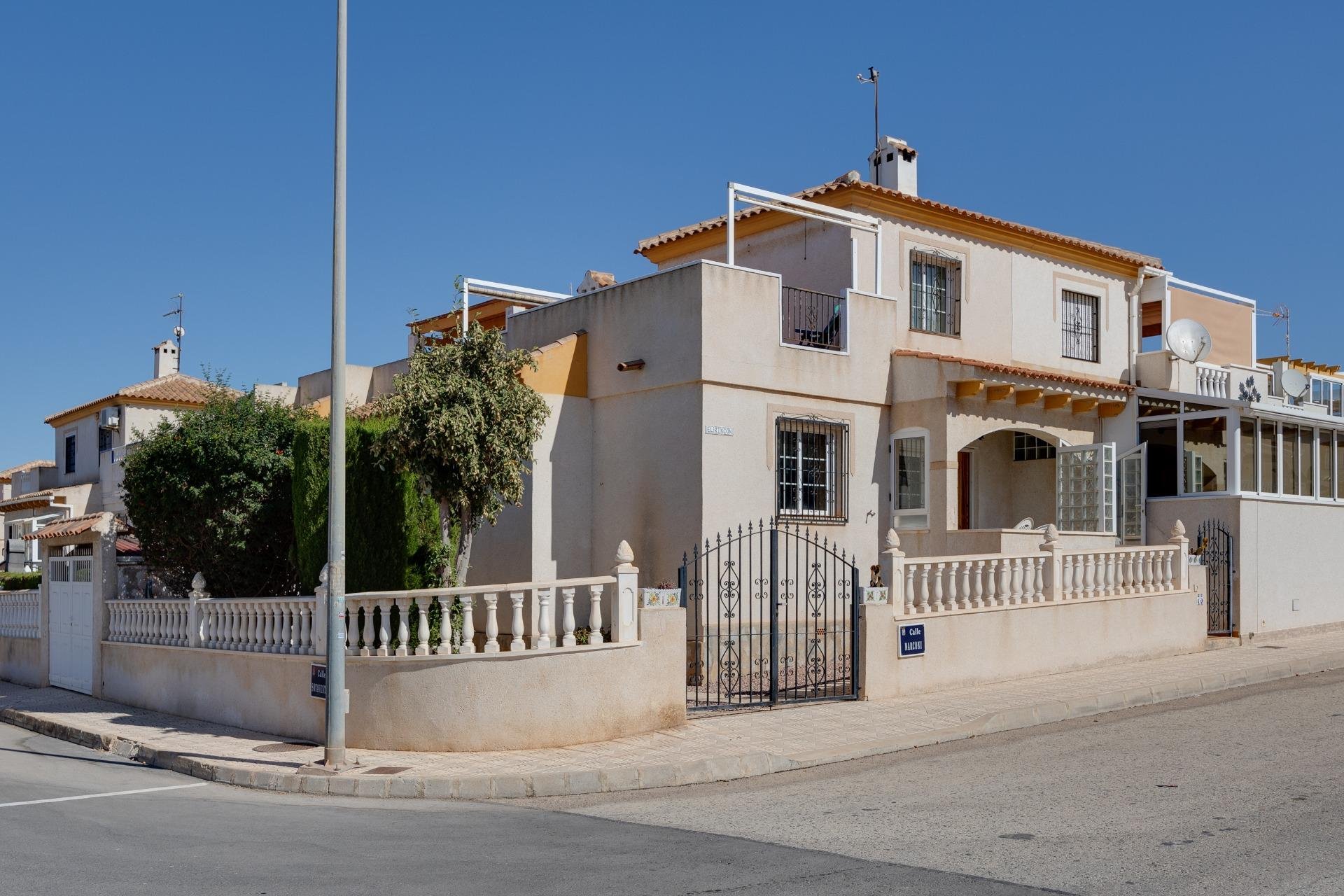 Resale - Casa Tipo Dúplex - Torrevieja - Torre del moro