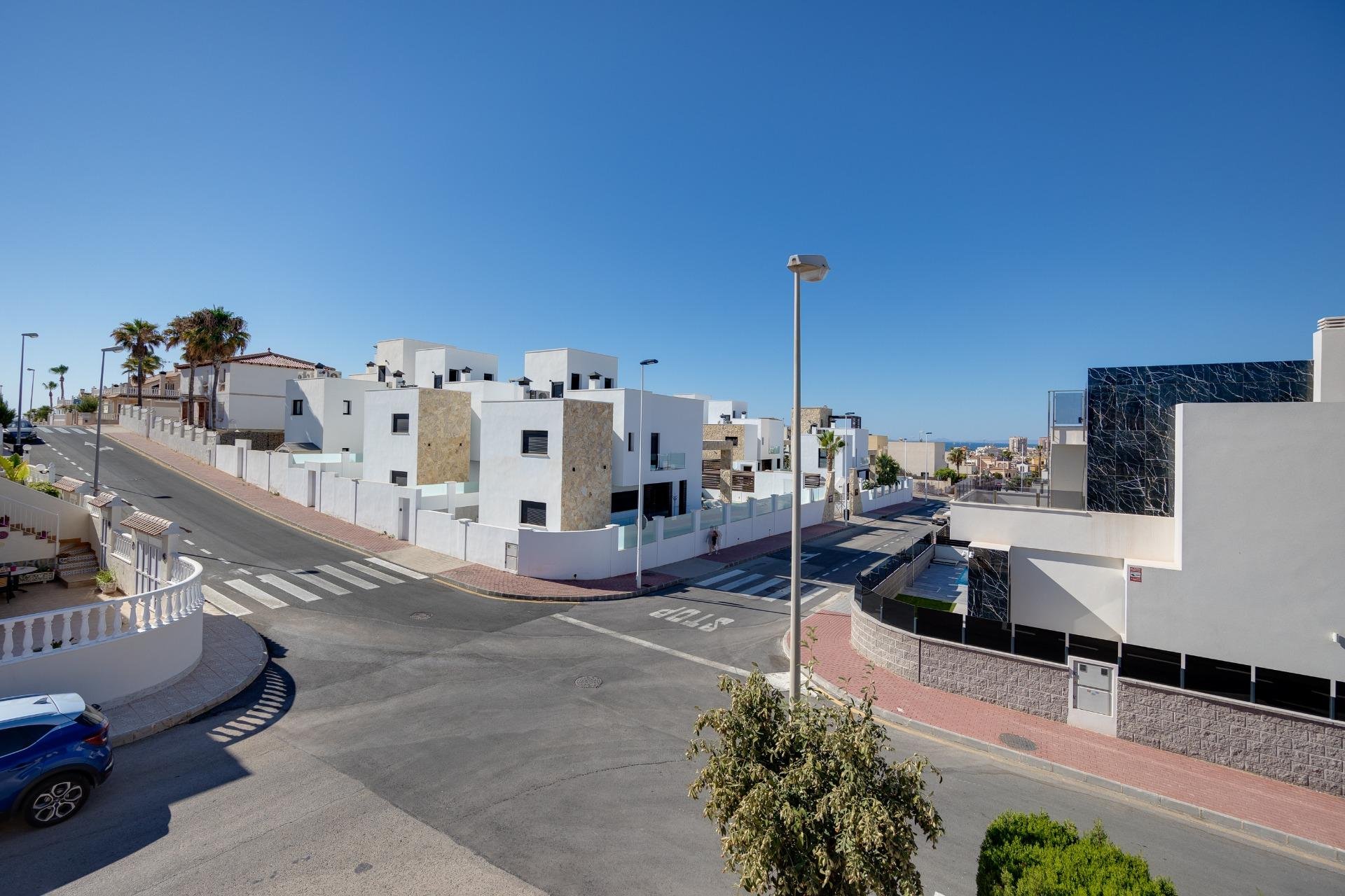 Resale - Casa Tipo Dúplex - Torrevieja - Torre del moro