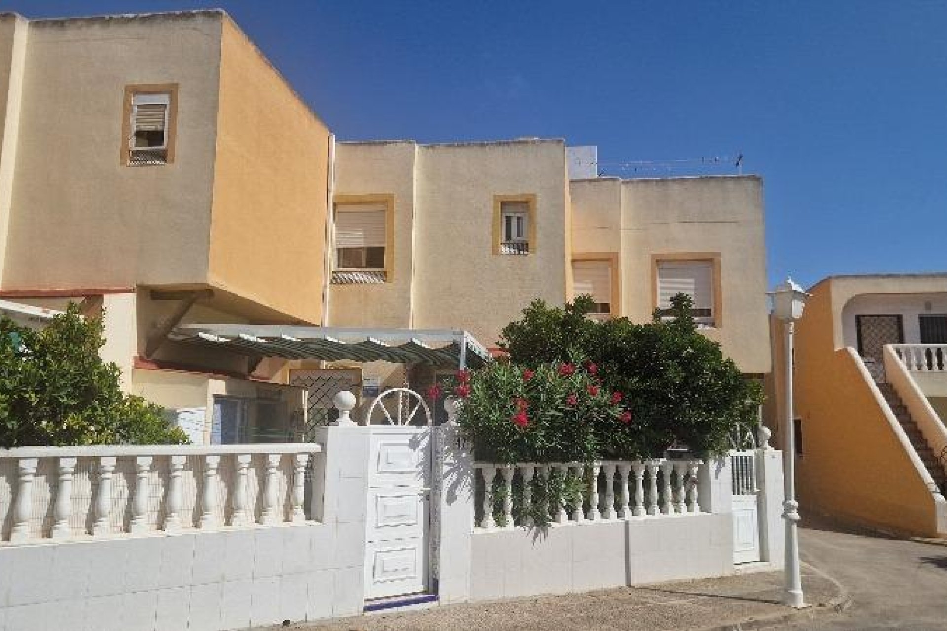 Resale - Casa Tipo Dúplex - Torrevieja - Torre la mata