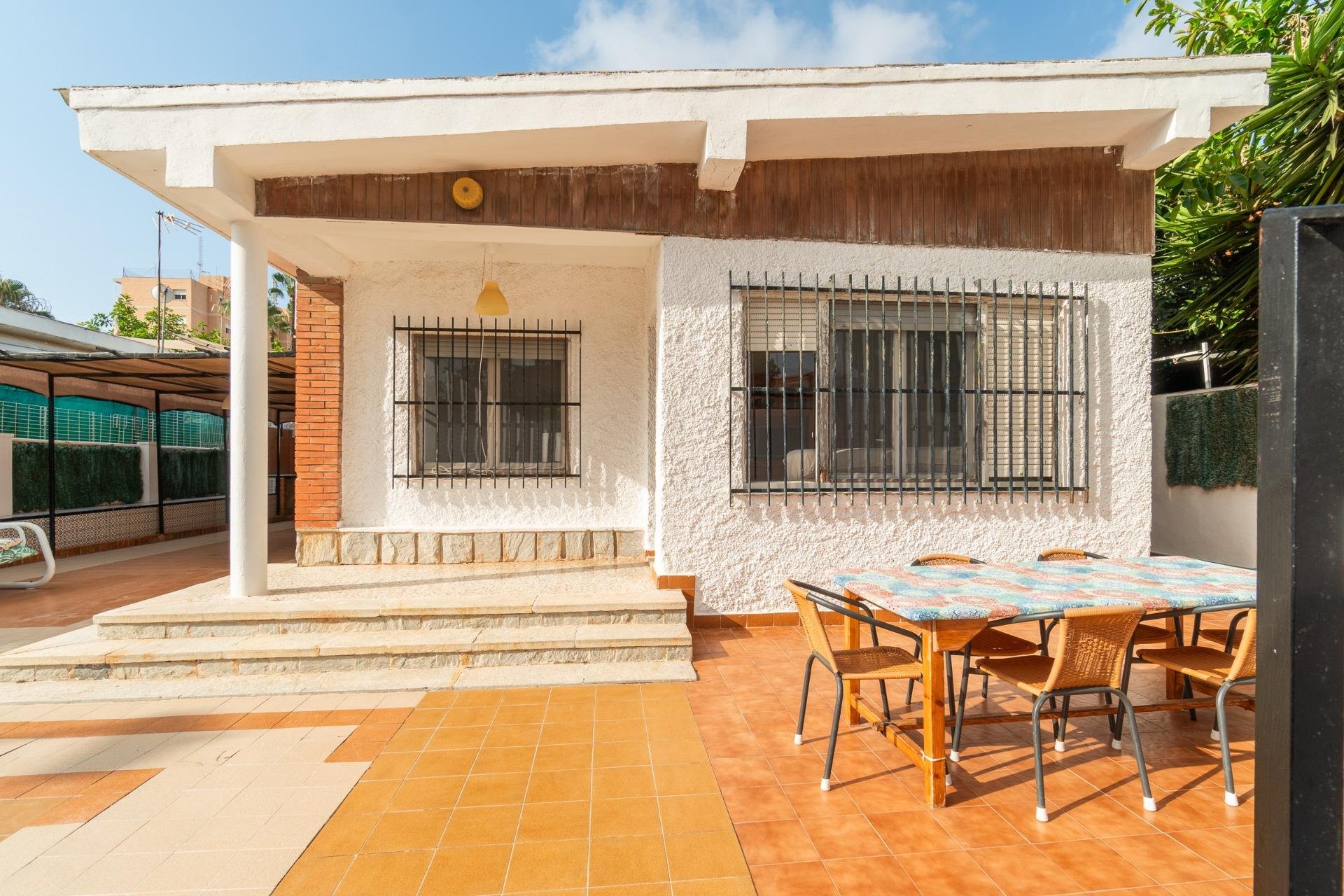 Resale - Casa - Torrevieja - Aguas nuevas 1