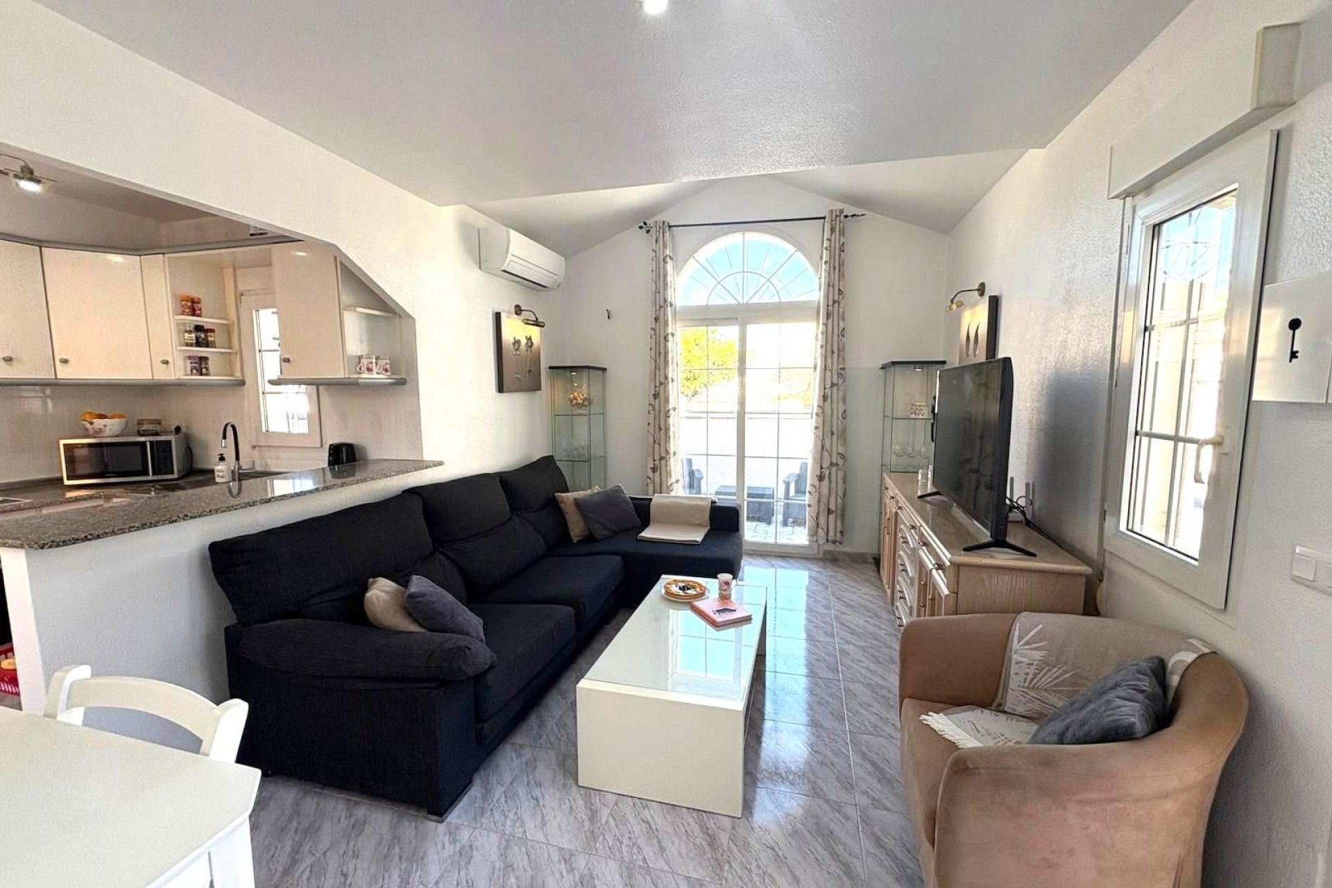 Resale - Casa - Torrevieja - Carrefour