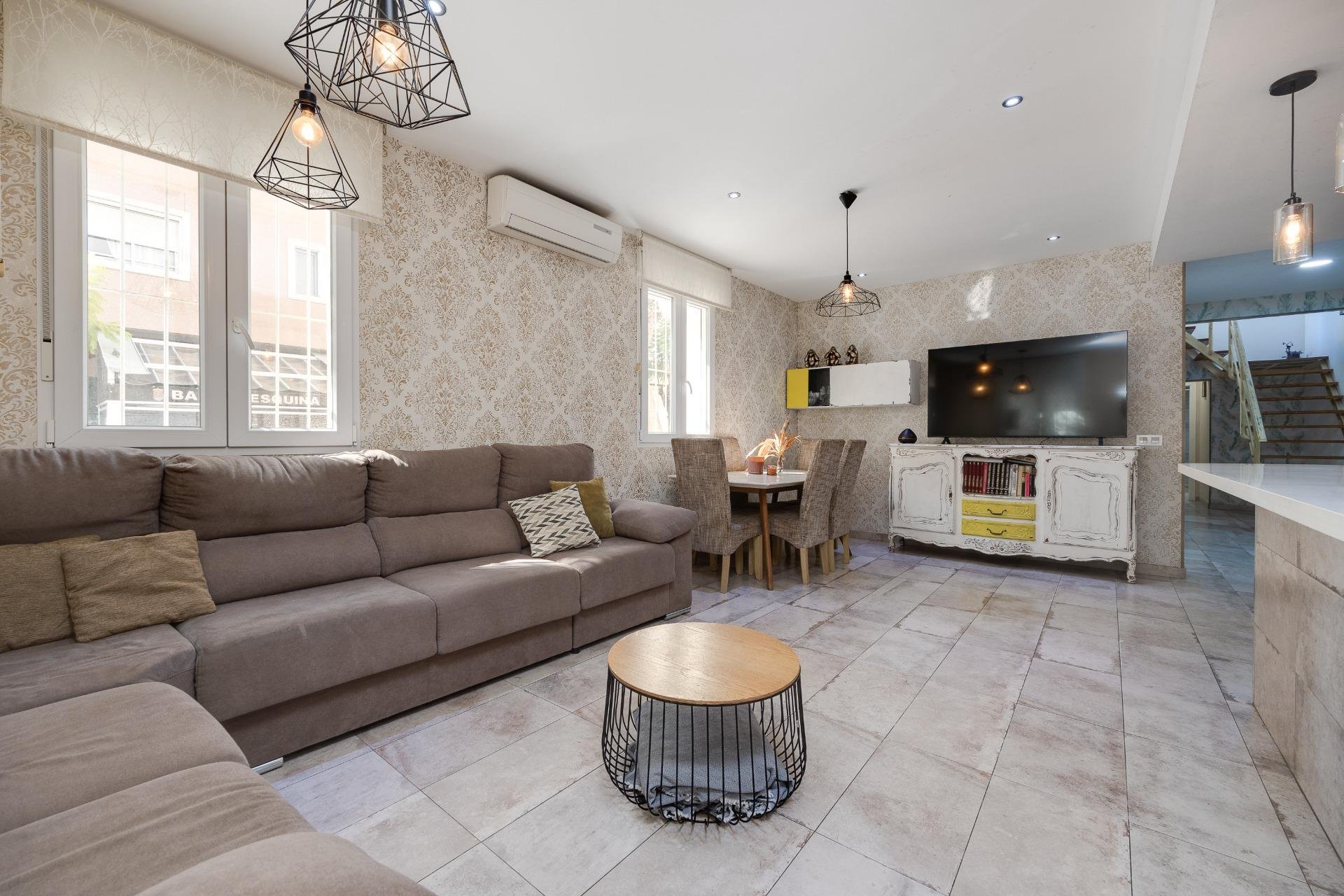 Resale - Casa - Torrevieja - Centro