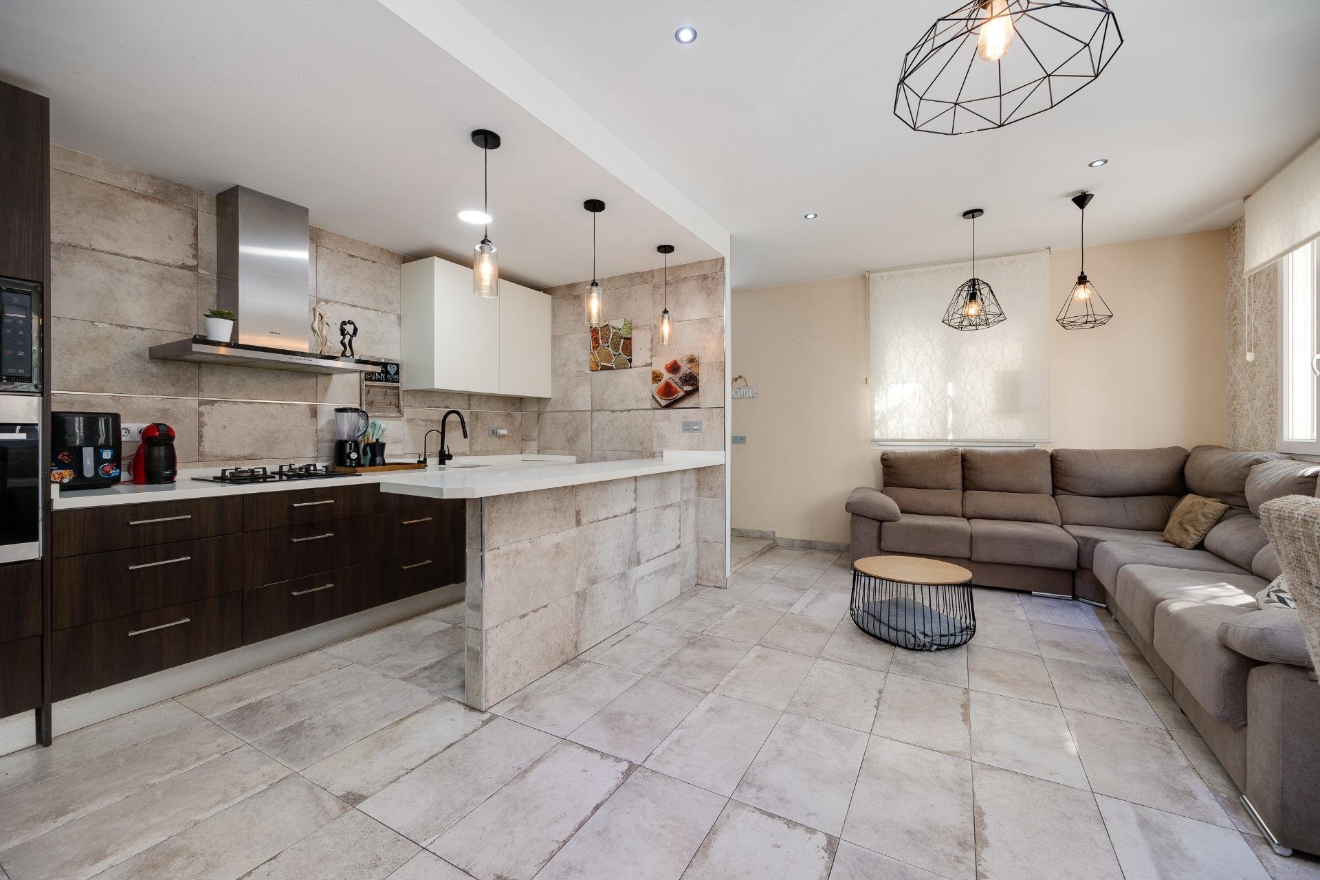 Resale - Casa - Torrevieja - Centro