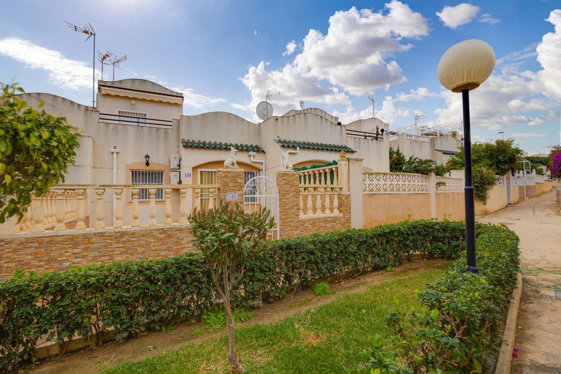 Resale - Casa - Torrevieja - Los Balcones - Los Altos del Edén