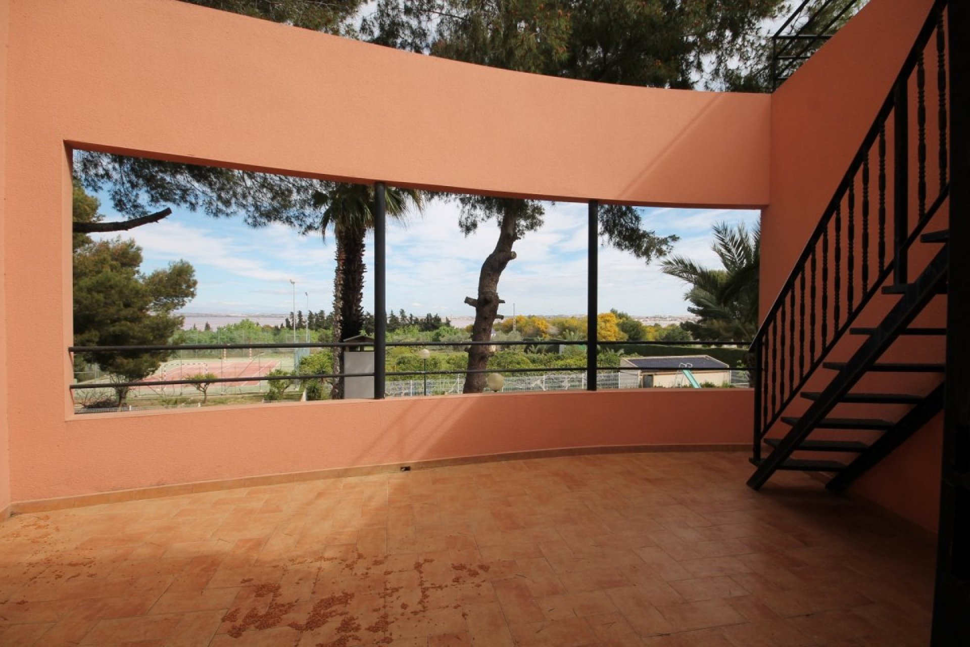 Resale - Casa - Torrevieja - Los balcones