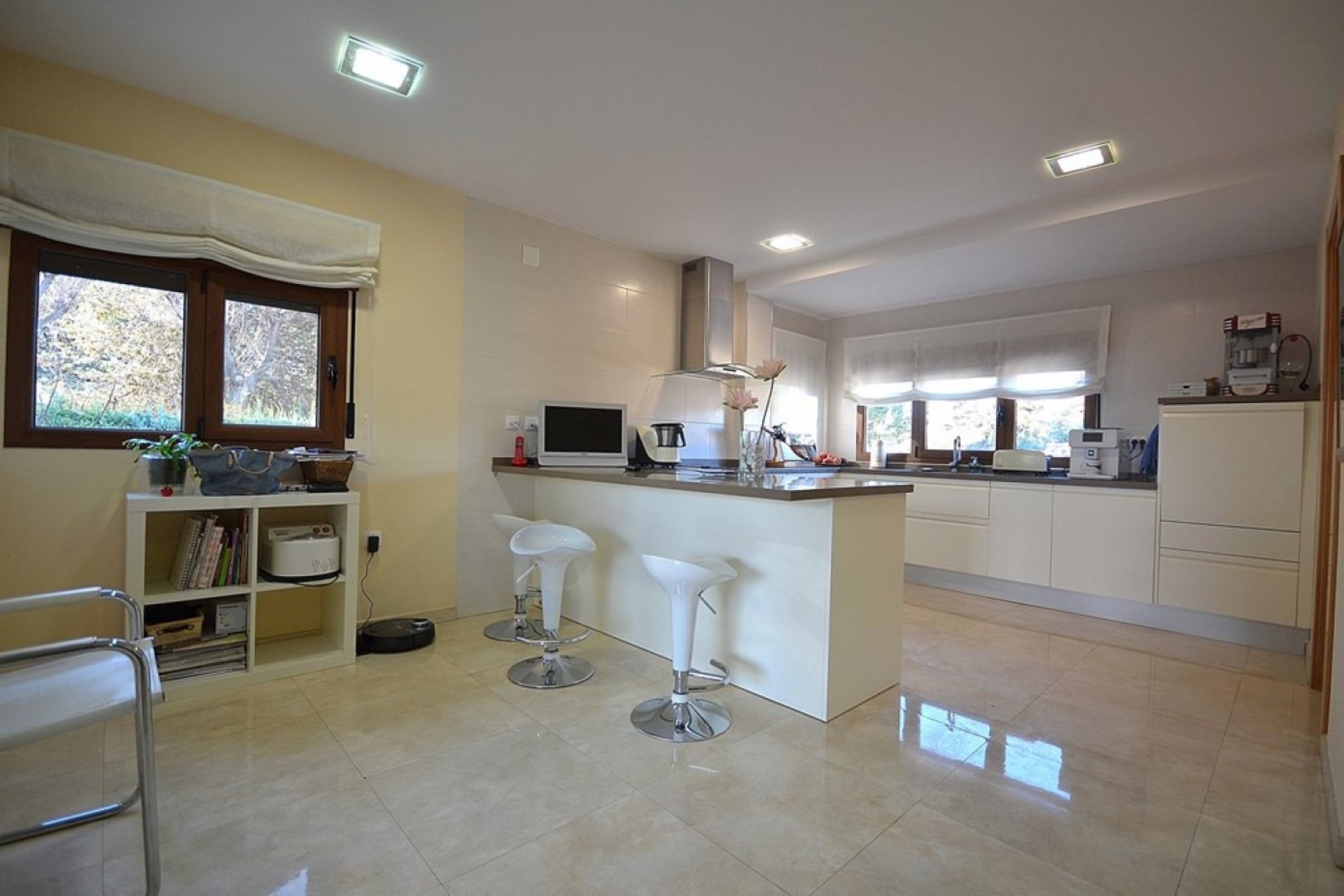 Resale - Chalet - Albacete - Agua sol