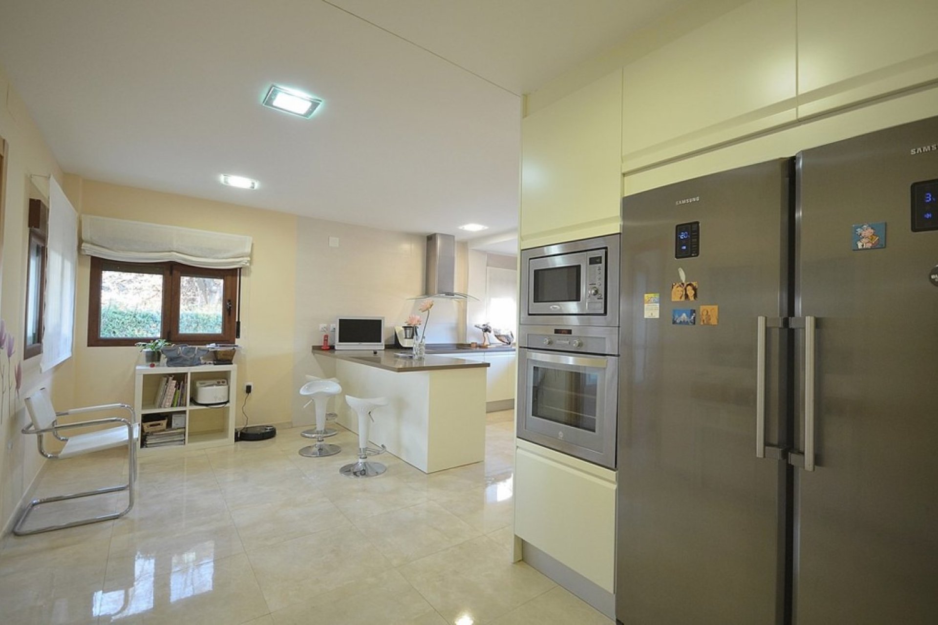 Resale - Chalet - Albacete - Agua sol