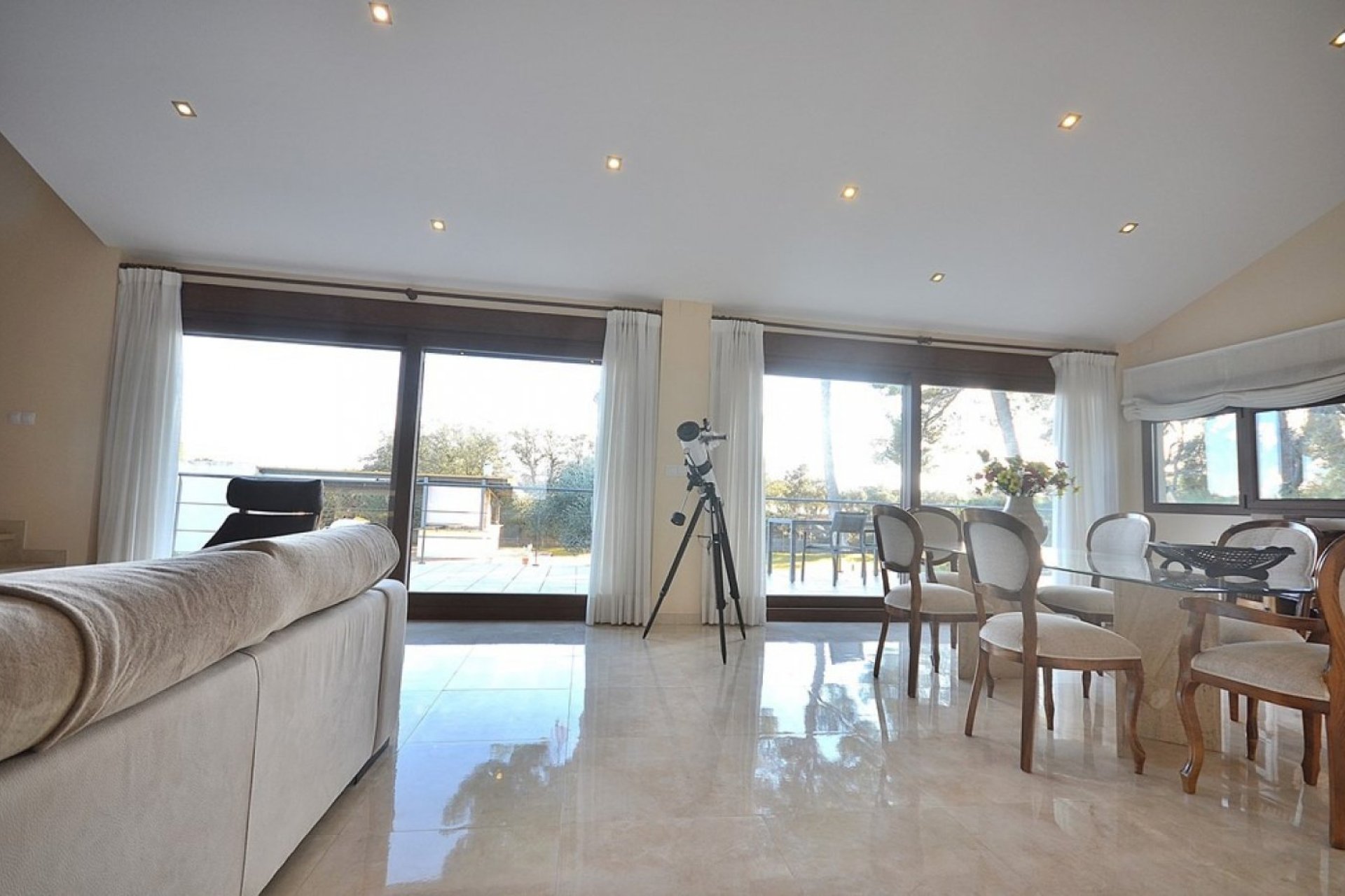 Resale - Chalet - Albacete - Agua sol